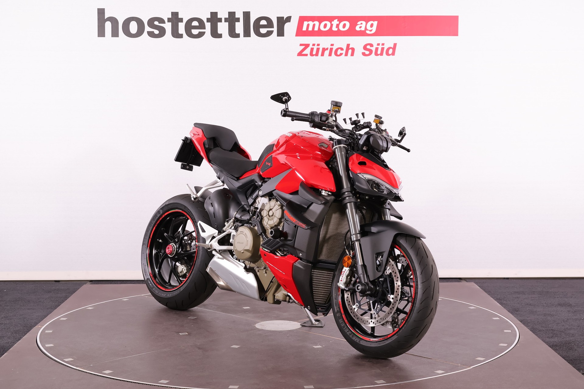 DUCATI Streetfighter V4