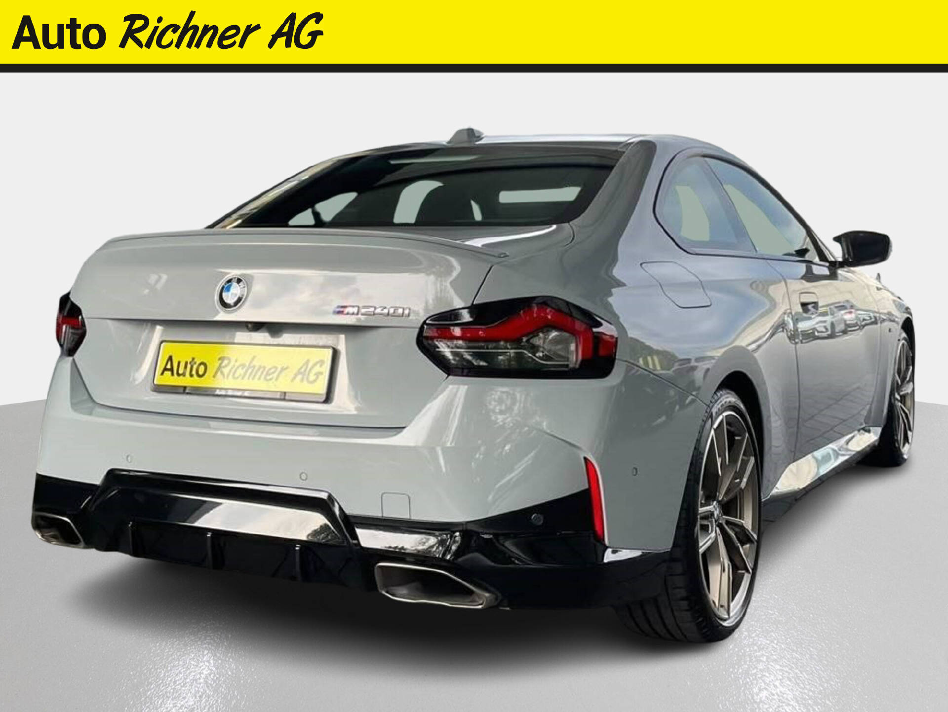 BMW M240i xDrive Coupé-showroom-element-3