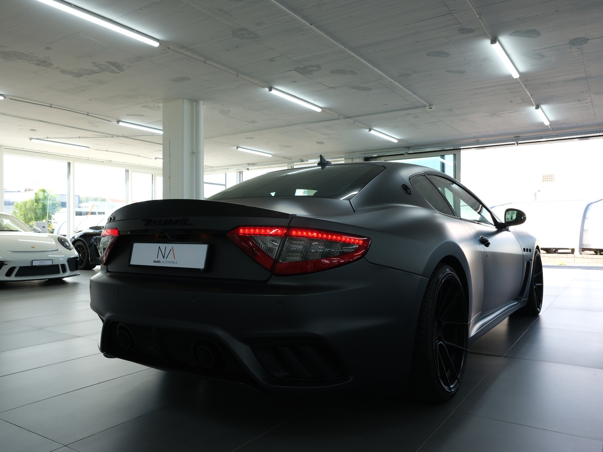 MASERATI GranTurismo MC Automatica *1. Hand* *Sportabgassanlage*-showroom-element-2
