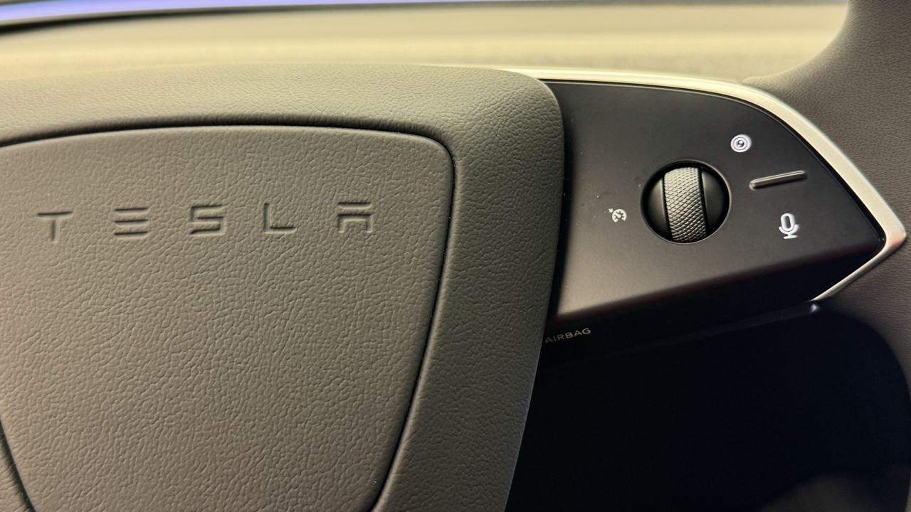TESLA Model 3 Long Range RWD-image-9