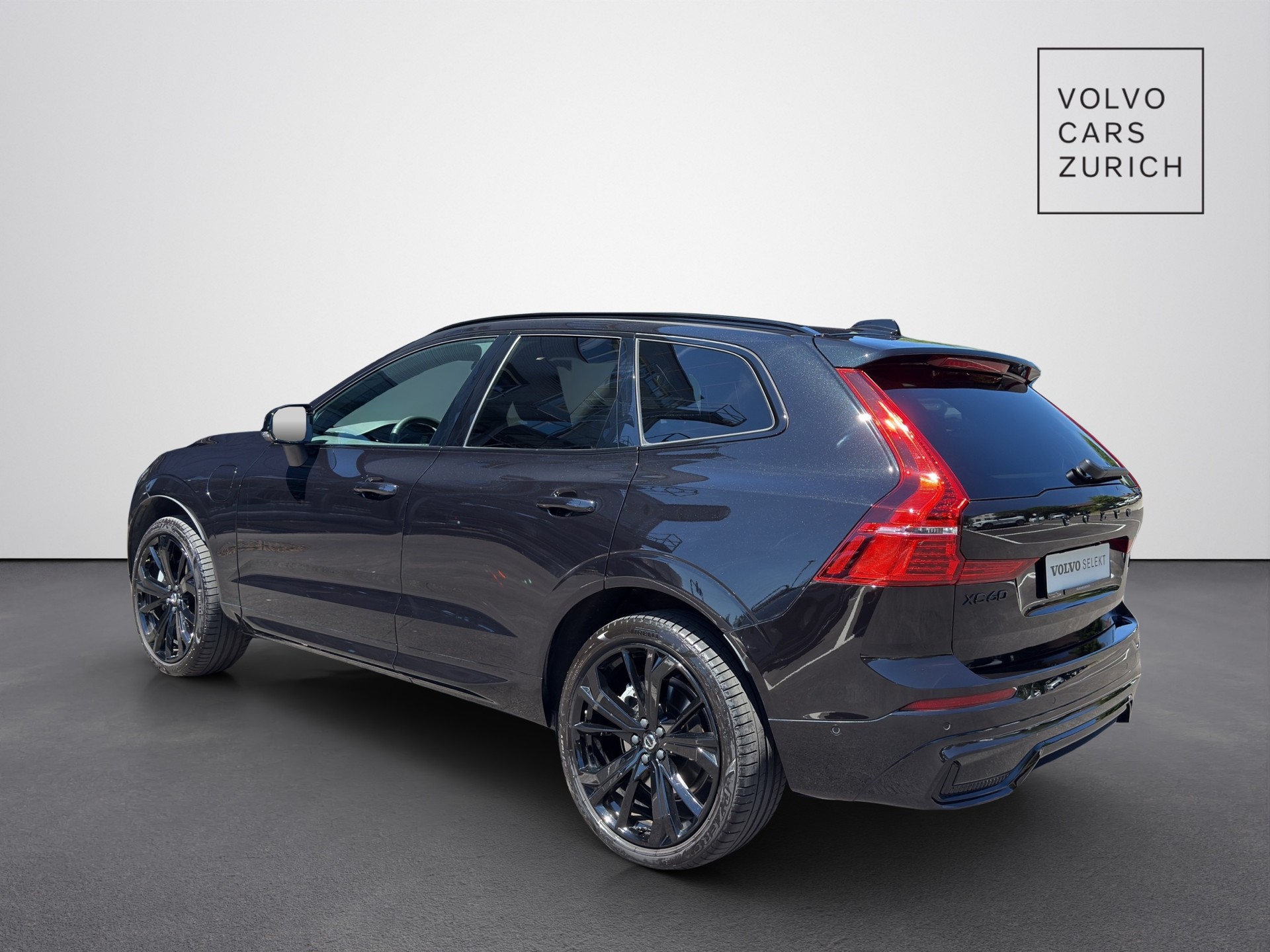 VOLVO XC60 2.0 T8 TE XCENTRIC Black Edition eAWD-showroom-element-1
