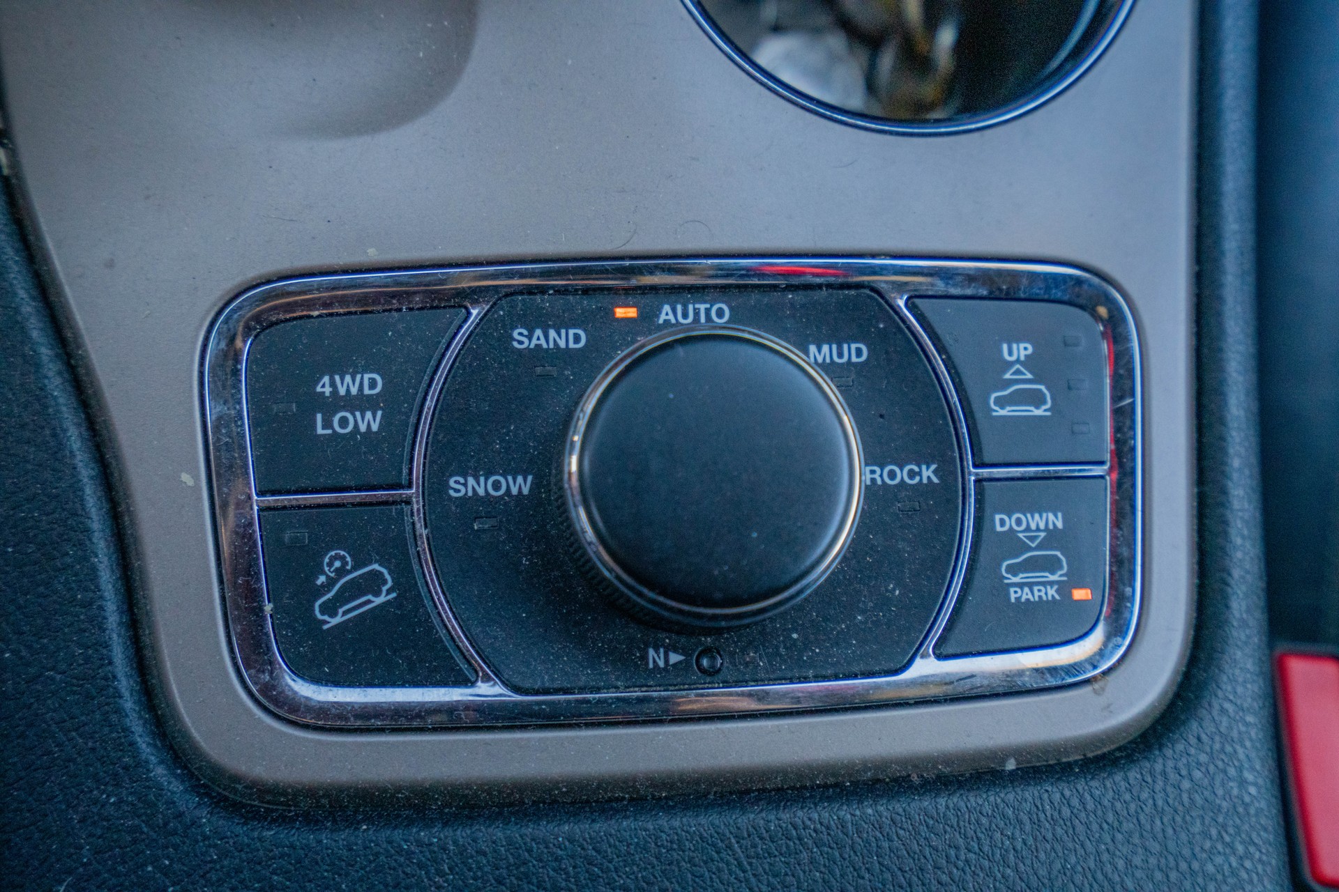 JEEP 3.0 CRD 250 Overland-image-5