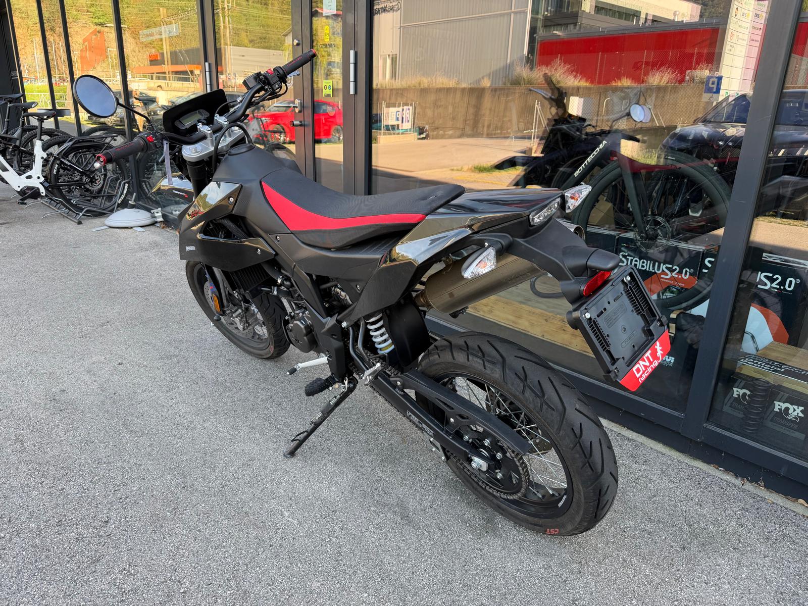 APRILIA SX 125-image-4