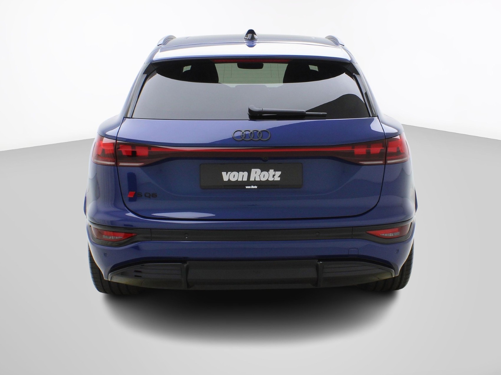 AUDI SQ6 e-tron quattro **Audi Werksgarantie bis 10/2030**-showroom-element-3