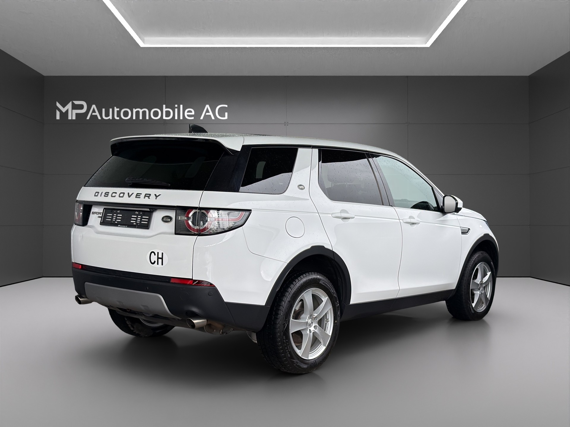 LAND ROVER Discovery Sport 2.0 TD4 HSE AT9-showroom-element-2