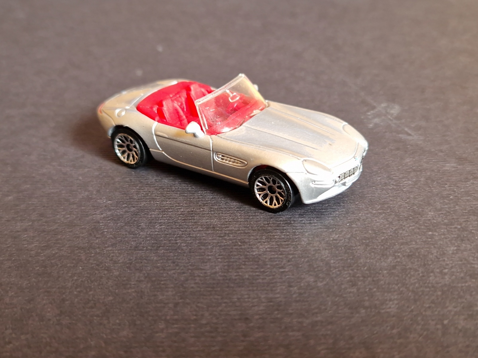 BMW Z8 Roadster-image-29
