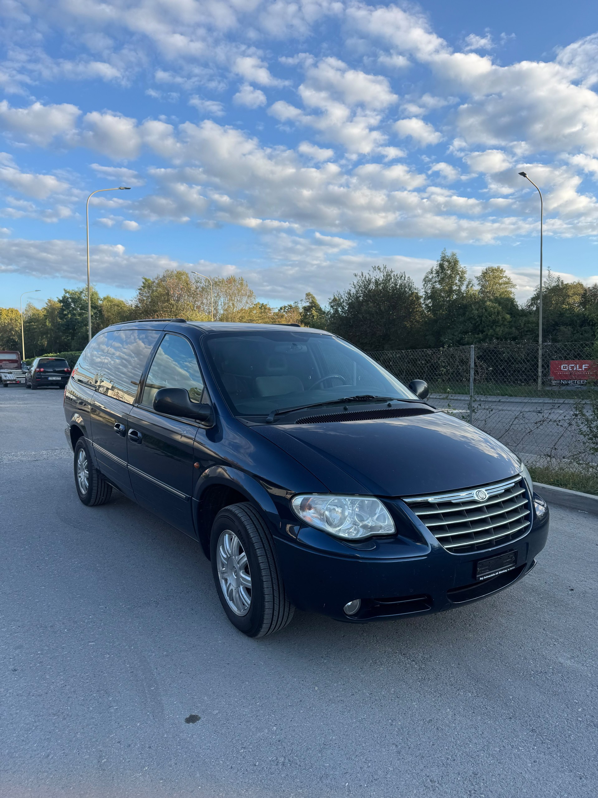 CHRYSLER Grand Voyager 3.3 Limited Automatic Mit MFK 7 Platz