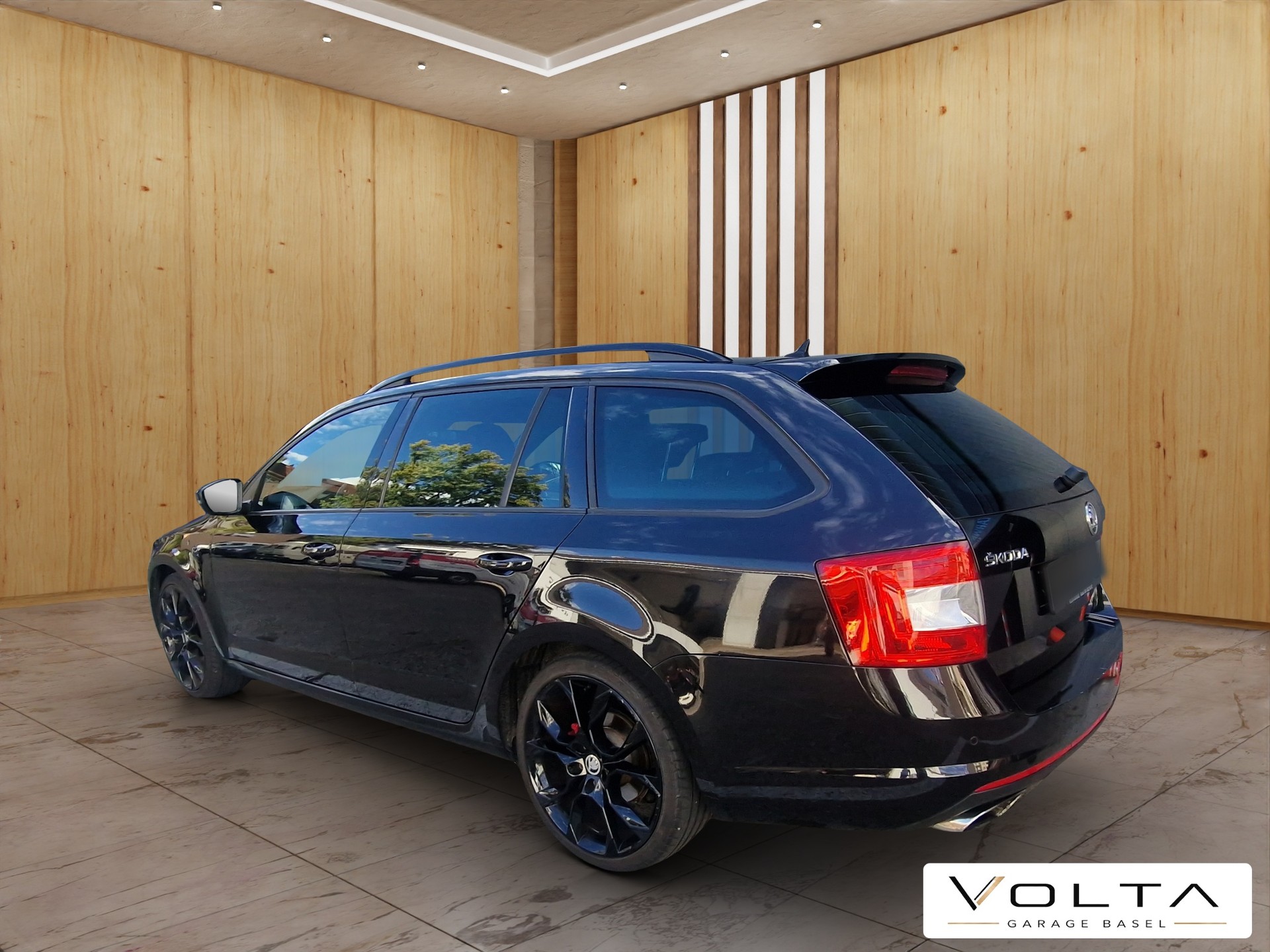 SKODA Octavia Combi 2.0 TSI RS DSG-image-5