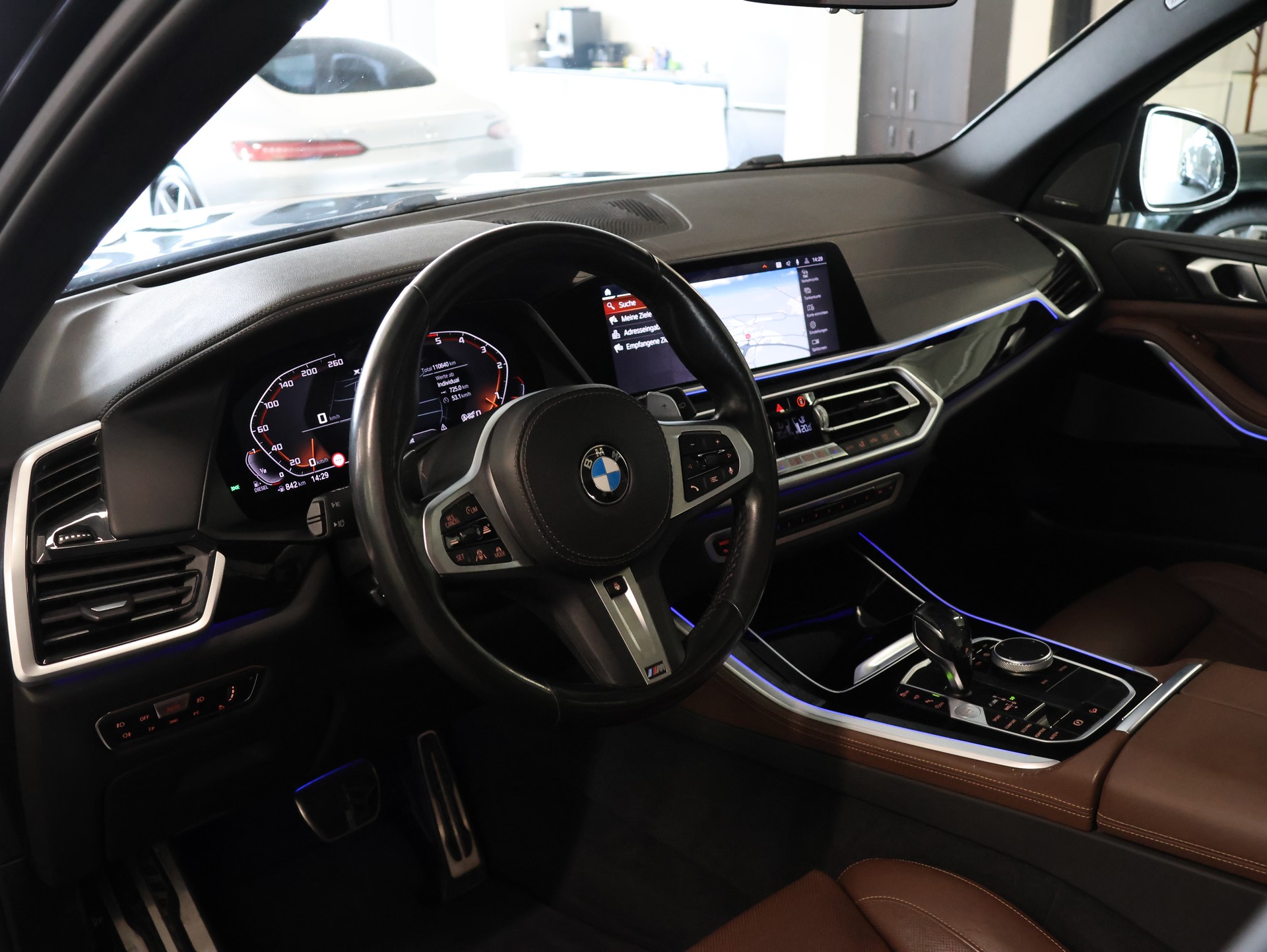 BMW X5 xDrive M50d Steptronic-image-8