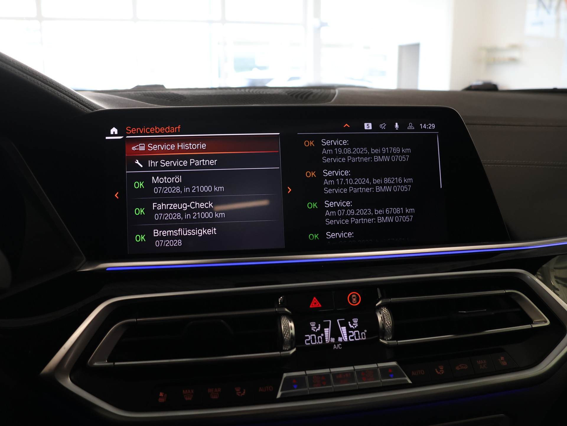 BMW X5 xDrive M50d Steptronic-image-10