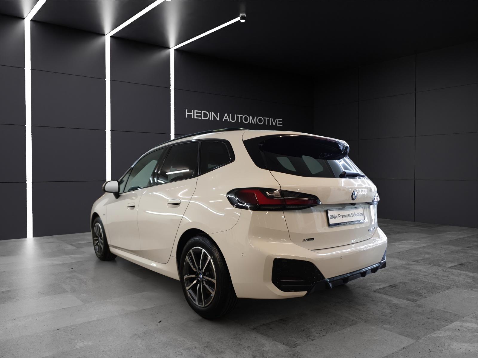 BMW 223d xDrive Active Tourer M Sport-showroom-element-2