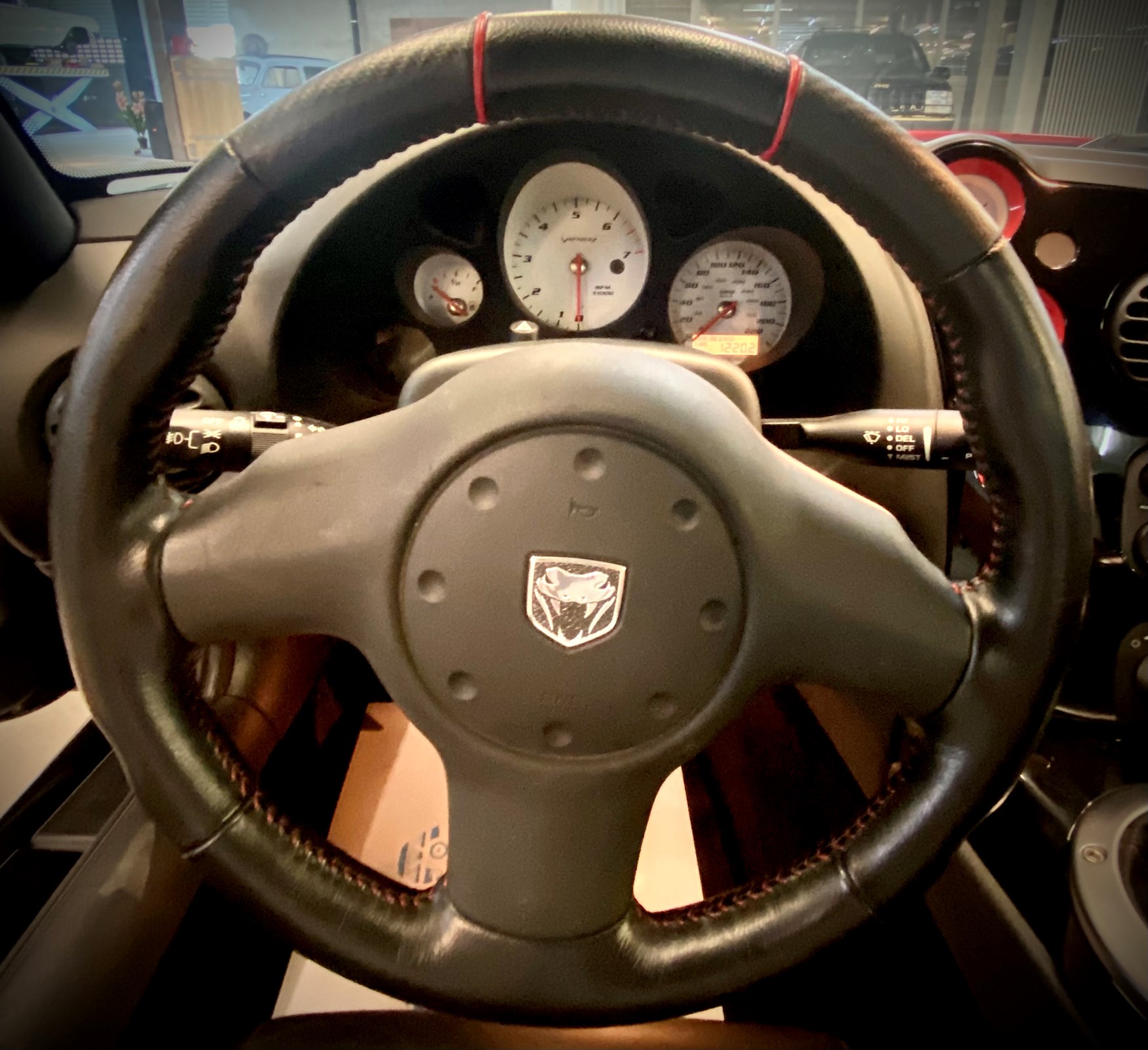 DODGE VIPER ACR 1:33 Edition-image-11