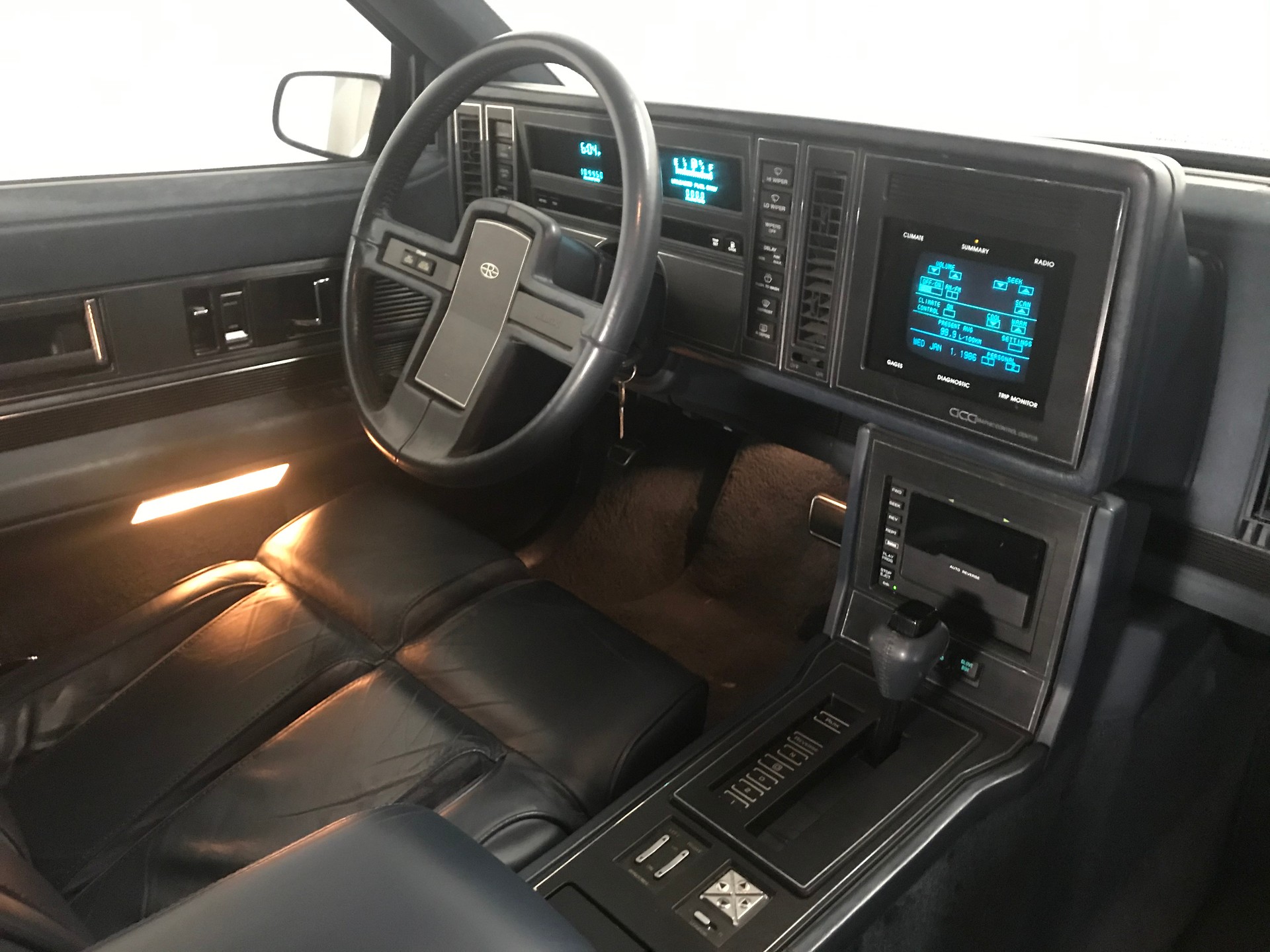 BUICK Buick Riviera 1987, Veteran, 2-Farben Lackierung, Leder, Klima, HiFi, alles original, sehr selten und super gepflegter Zustand-image-14