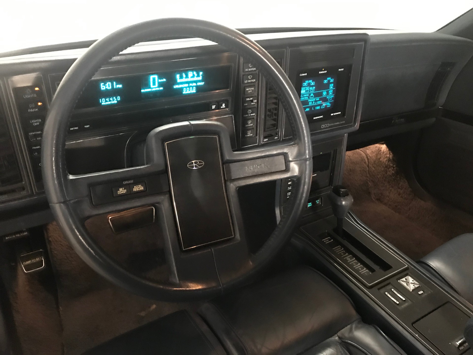 BUICK Buick Riviera 1987, Veteran, 2-Farben Lackierung, Leder, Klima, HiFi, alles original, sehr selten und super gepflegter Zustand-image-12