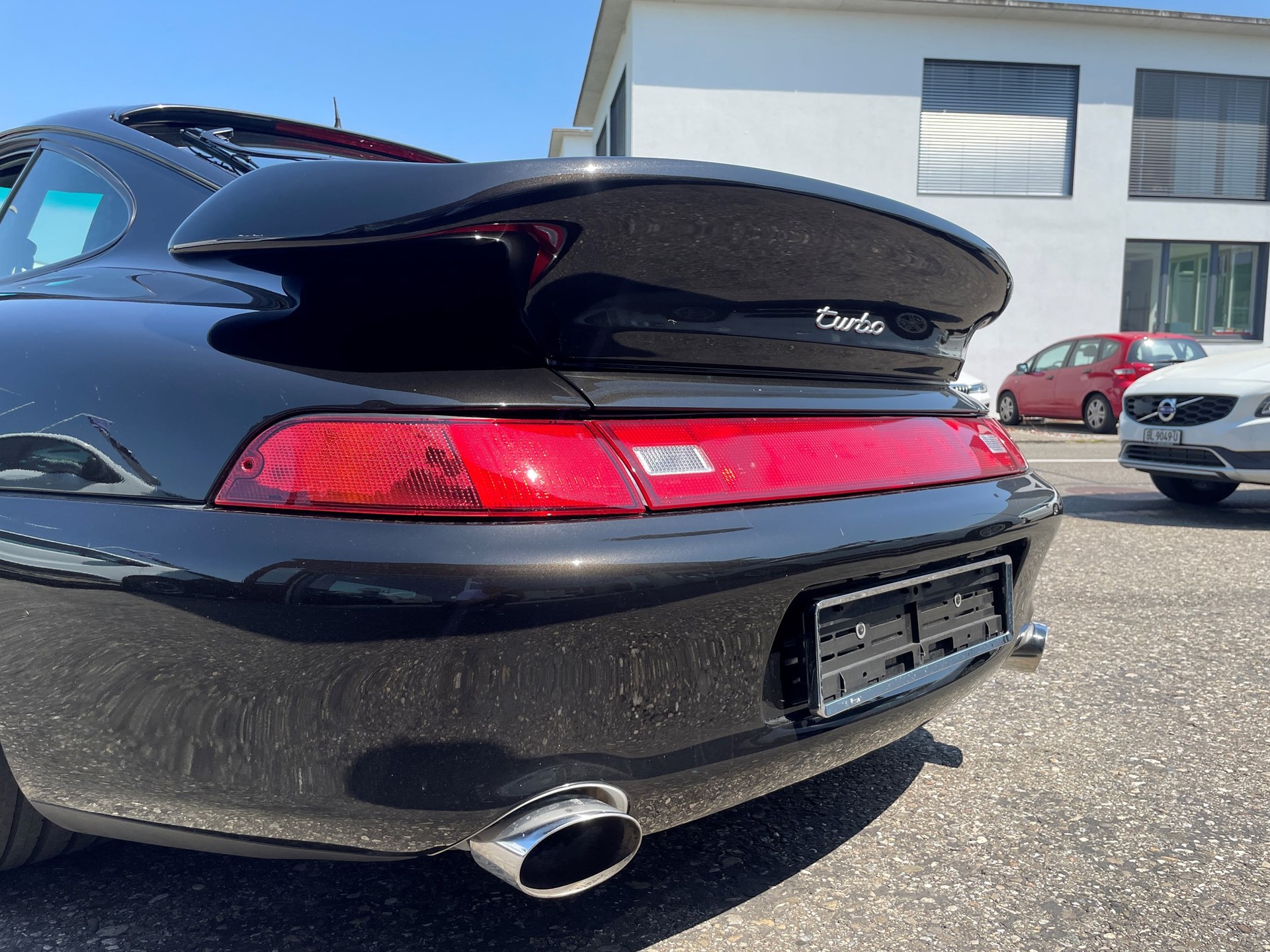PORSCHE 993 Turbo-image-7