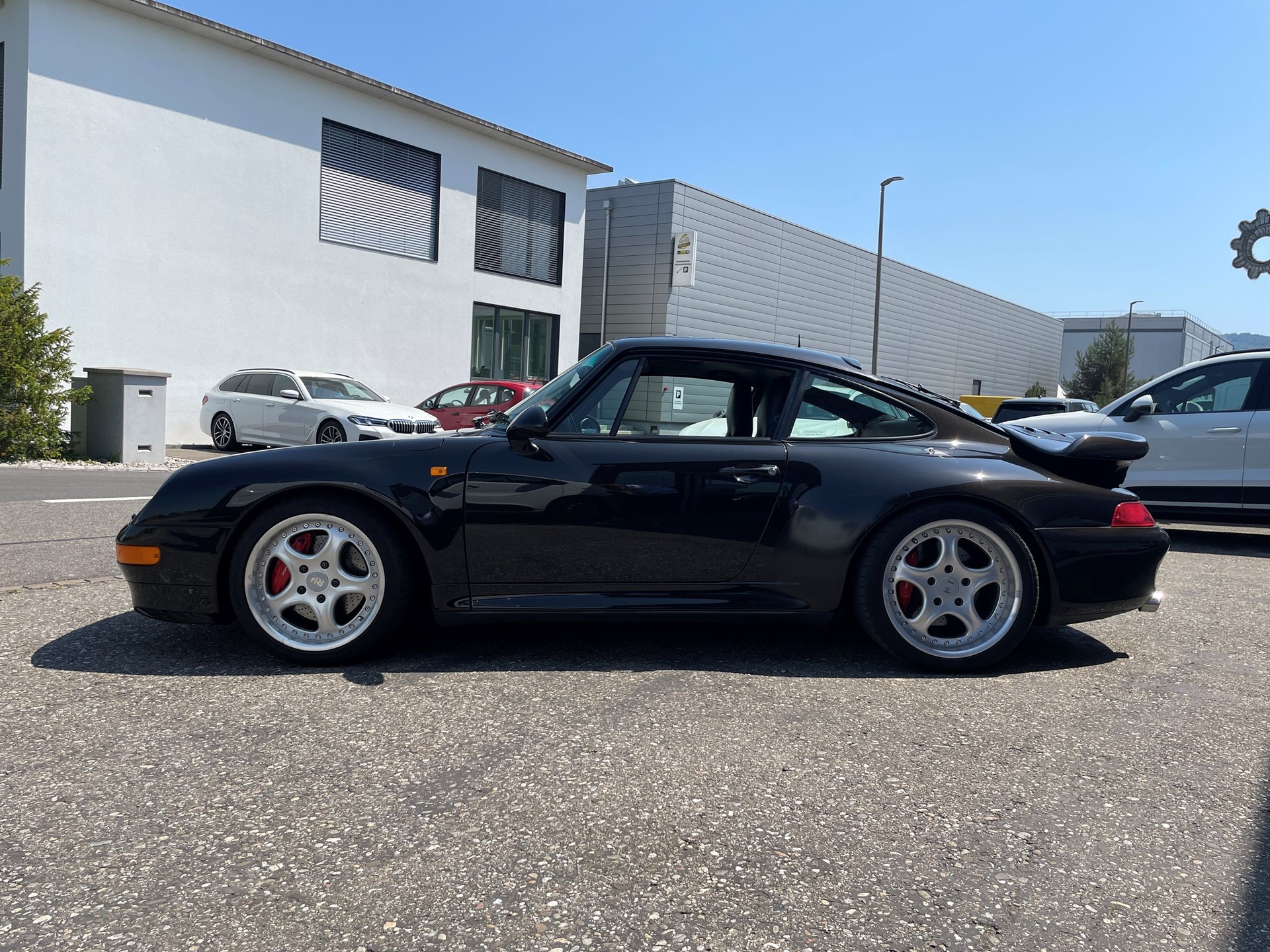 PORSCHE 993 Turbo-image-4