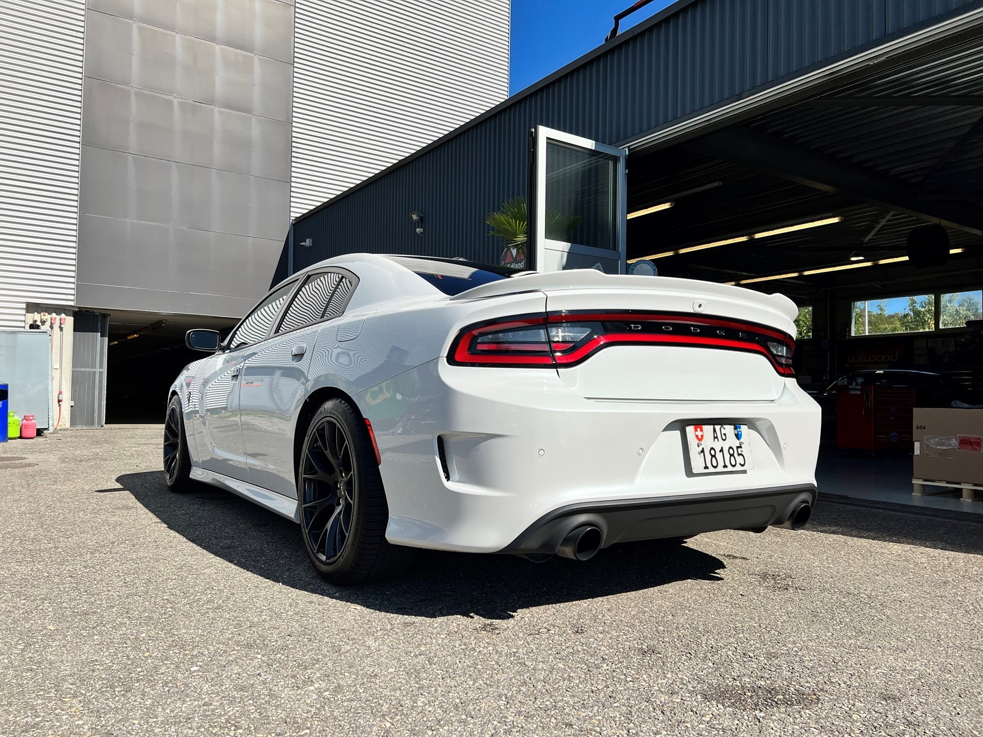 DODGE Charger 6.2 Hellcat Hemi-image-6