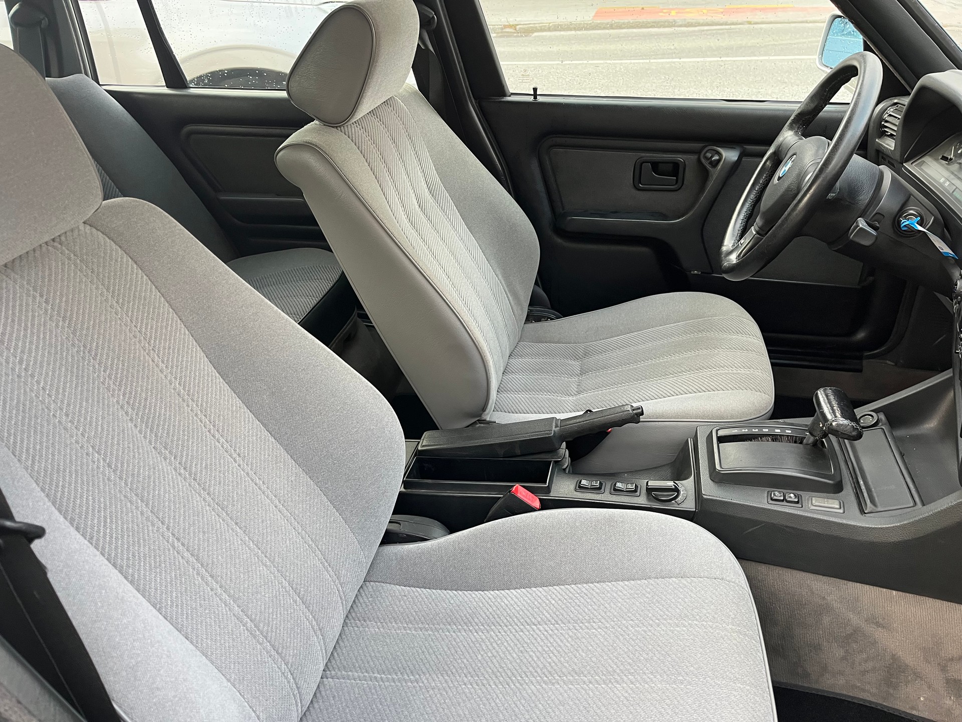 BMW 325iX A Touring AUTOMATIQUE-image-12