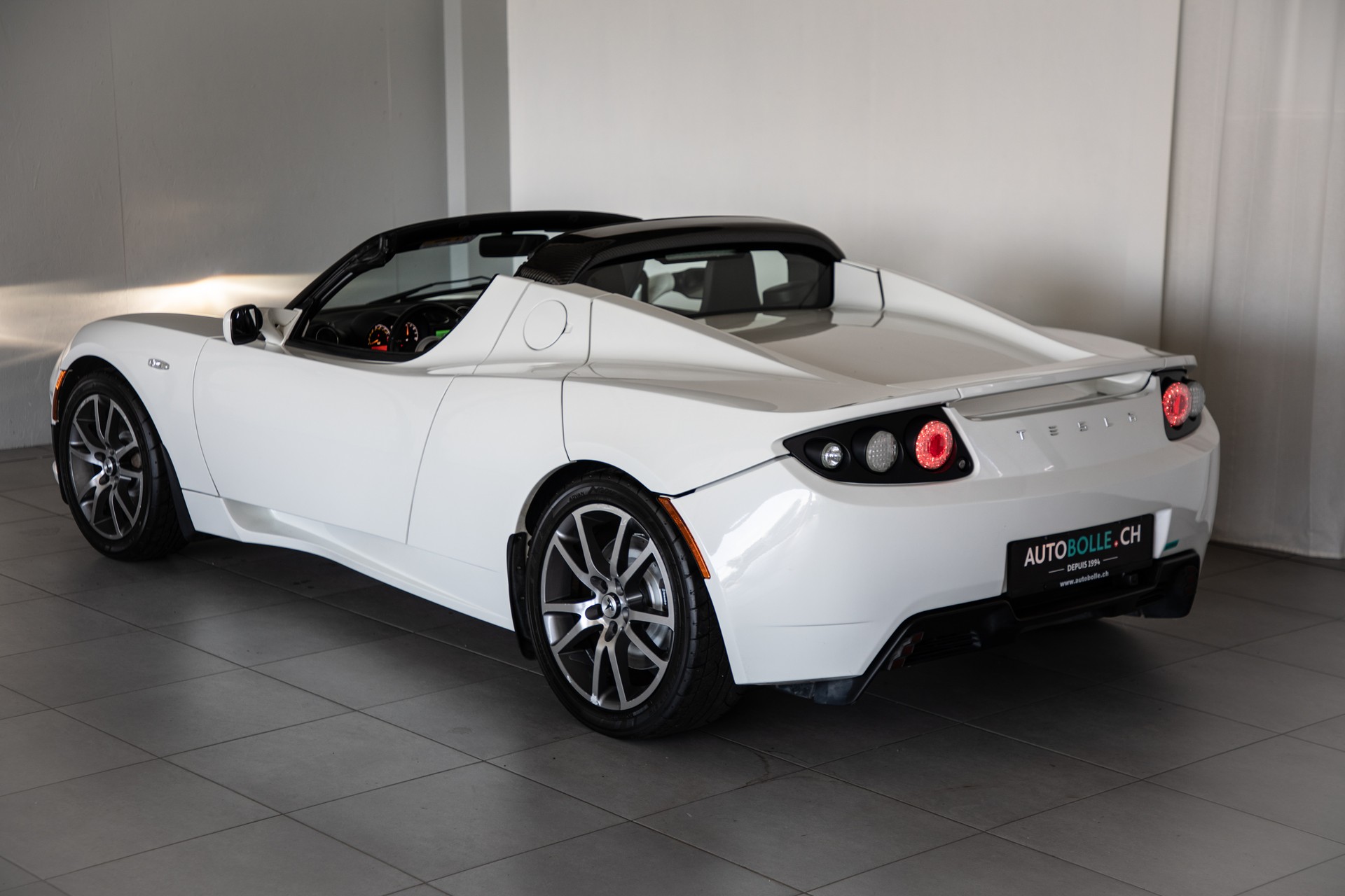 TESLA Roadster with all new battery-image-9