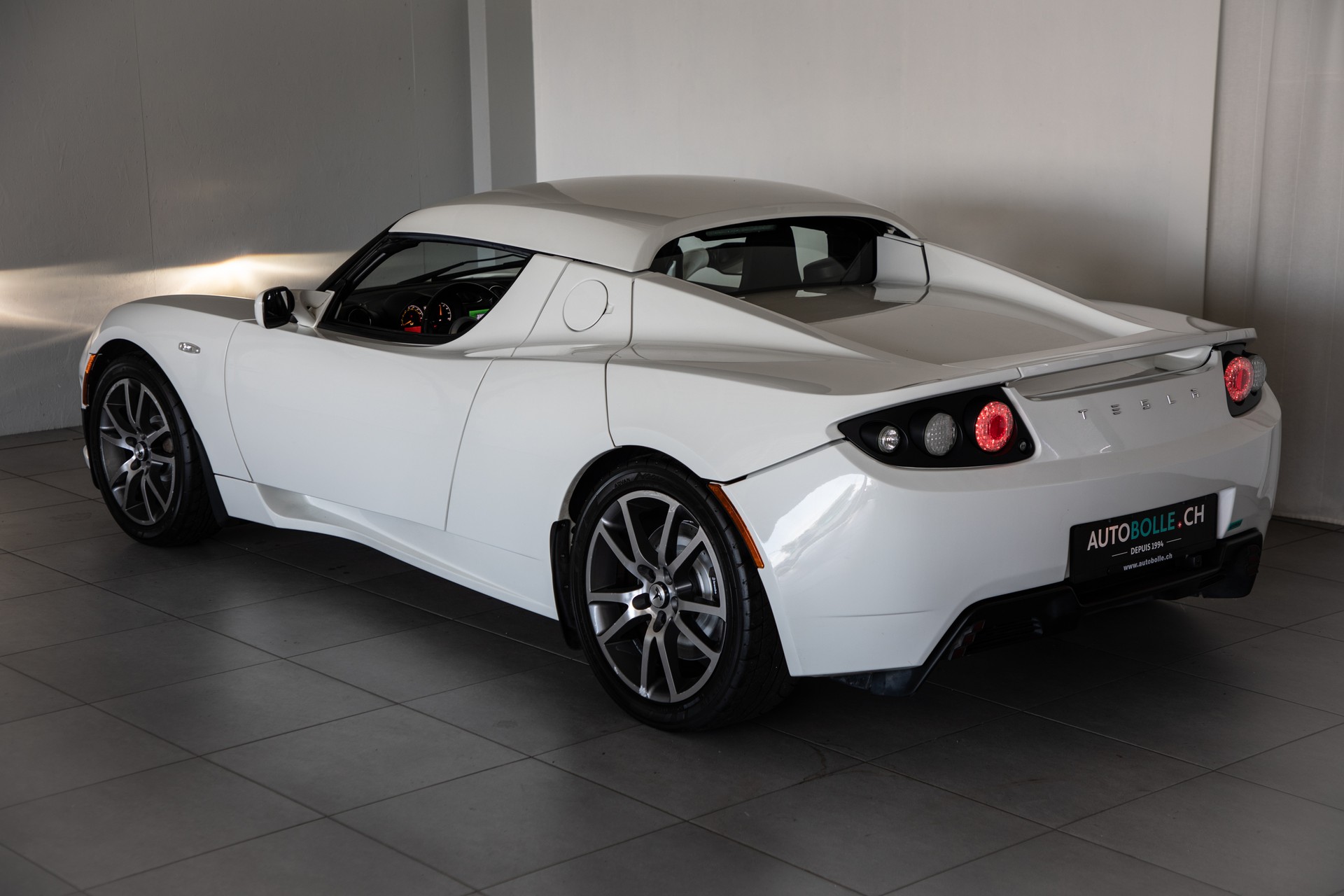 TESLA Roadster with all new battery-image-10