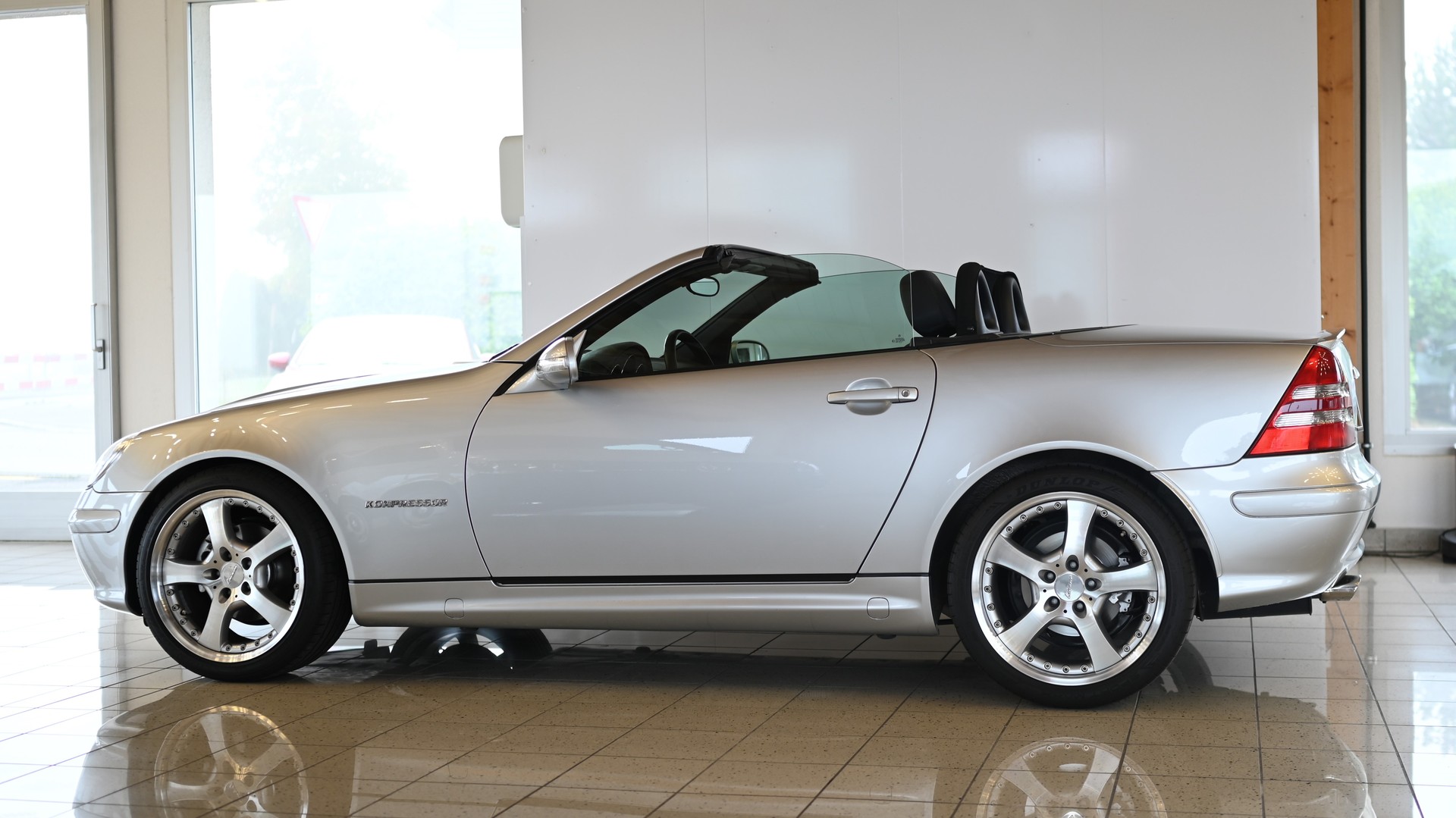 MERCEDES-BENZ SLK 230 Kompressor-showroom-element-3