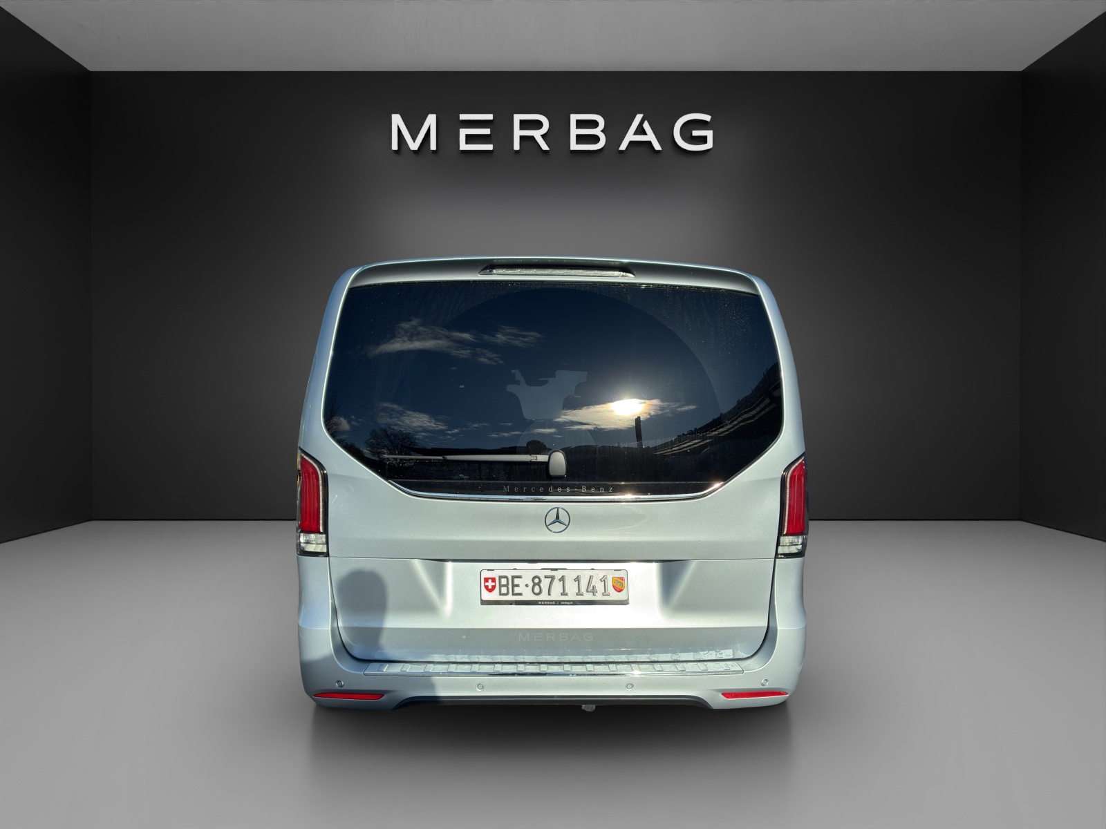 MERCEDES-BENZ V 300 d lang Exclusive 4Matic 9G-Tronic-image-4