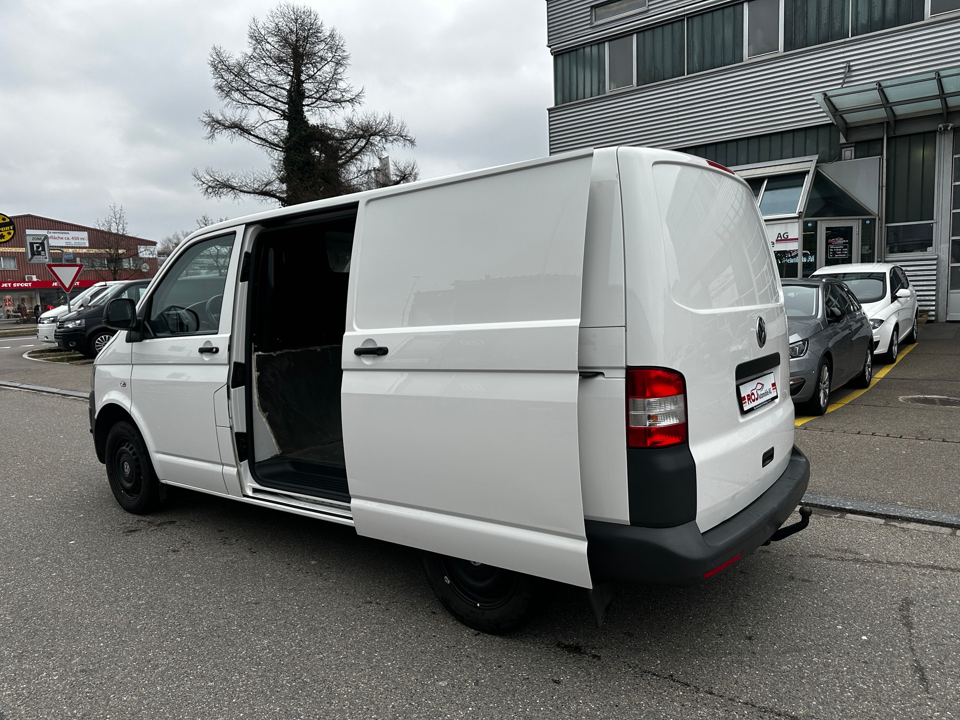 VW T5 2.0 TDI DSG-image-9