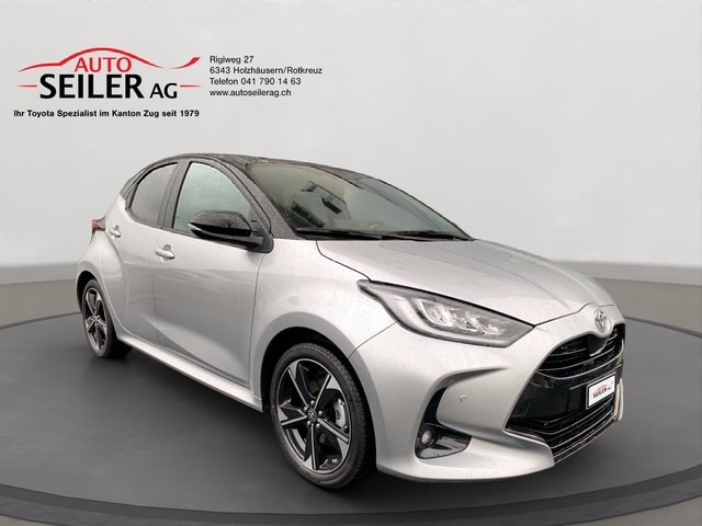 TOYOTA Yaris 1.5 Premium e-CVT-showroom-element-1