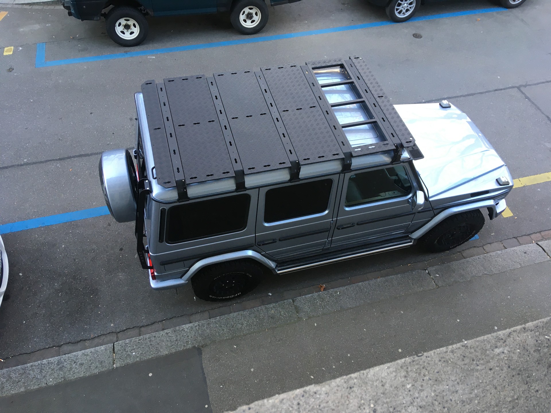 MERCEDES-BENZ G 320 CDI 7G-Tronic-image-21