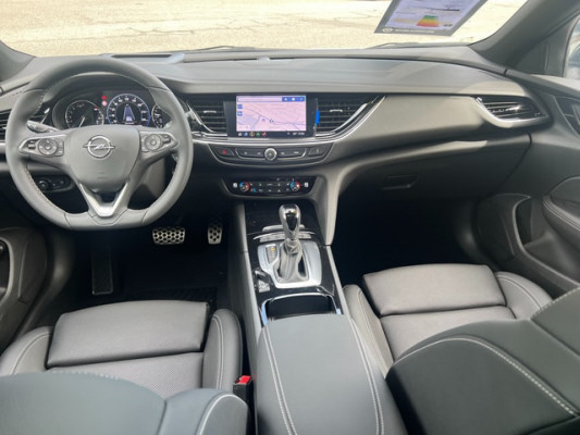 OPEL Insignia 2.0 T Business A-image-9