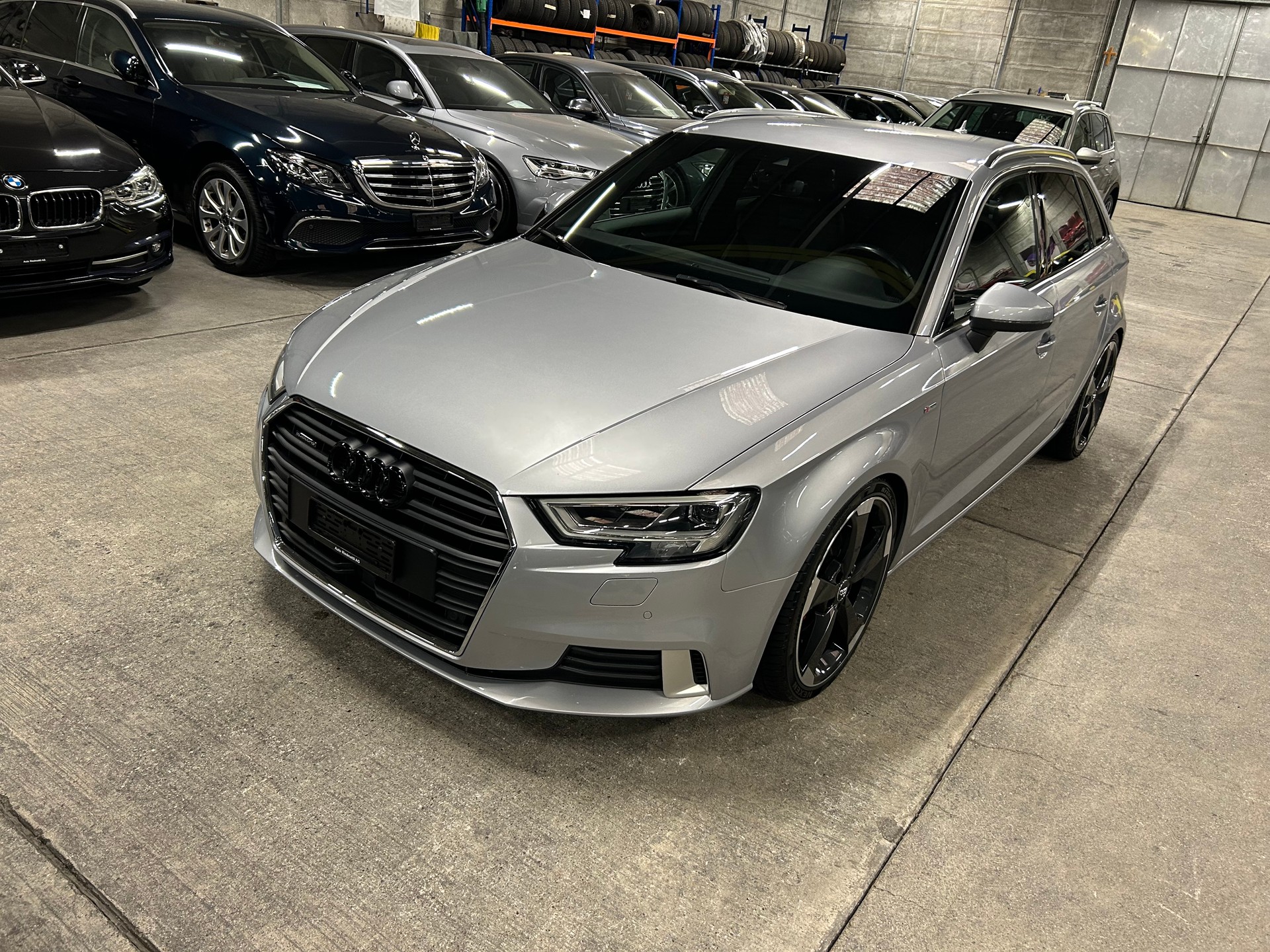 AUDI A3 Sportback 2.0 TDI S-LINE S-tronic quattro-image-10