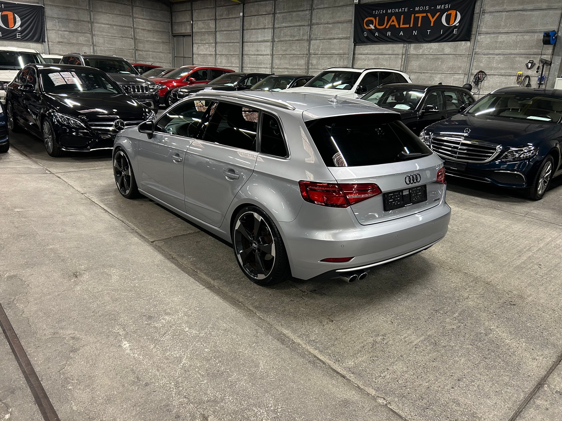 AUDI A3 Sportback 2.0 TDI S-LINE S-tronic quattro-image-7