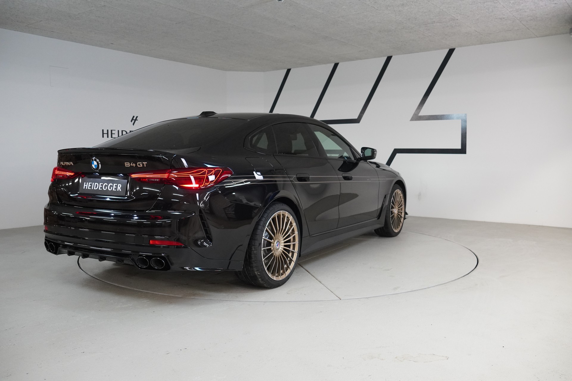 BMW-ALPINA B4 Gran Coupé 3.0 xDrive GT S-Tronic-image-6