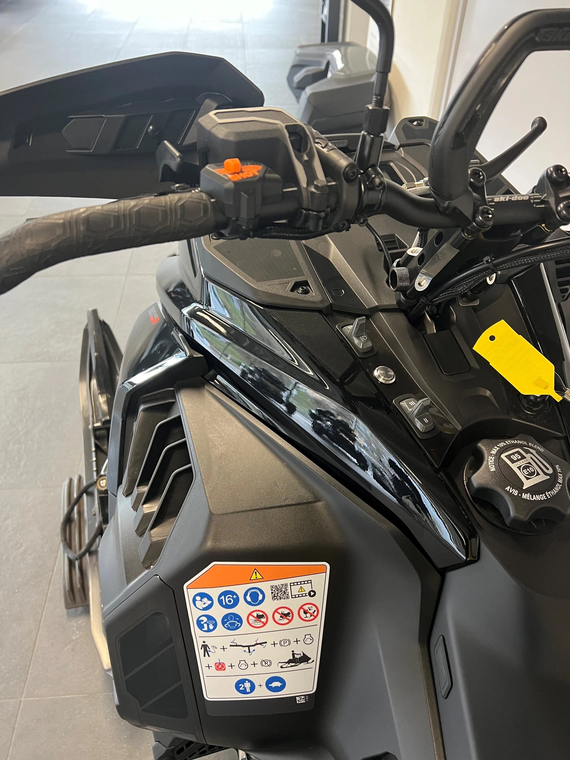 SKIDOO Summit Expert 850 Turbo R-image-6