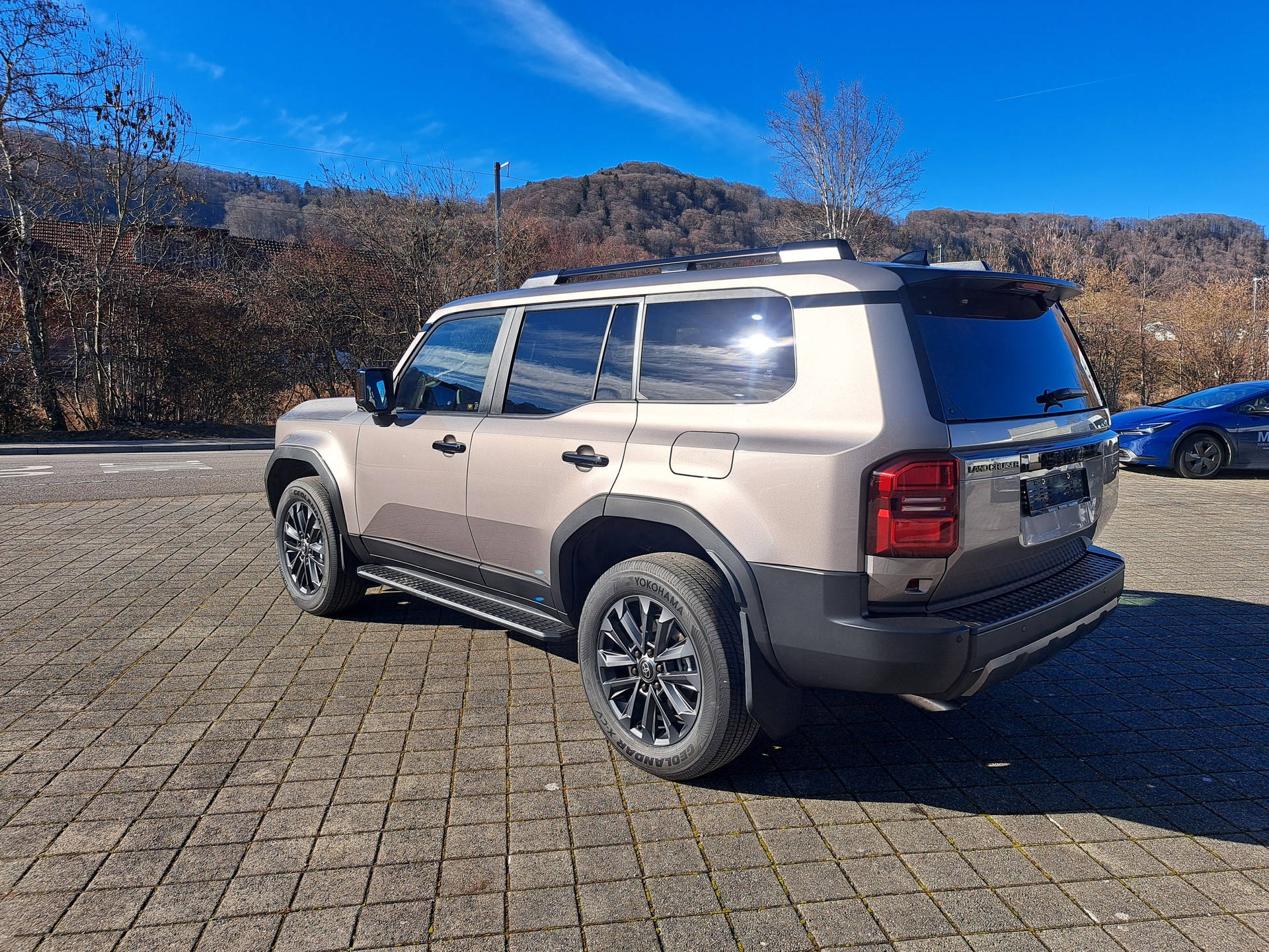 TOYOTA Land Cruiser 2.8TD 48V Invincible-image-7