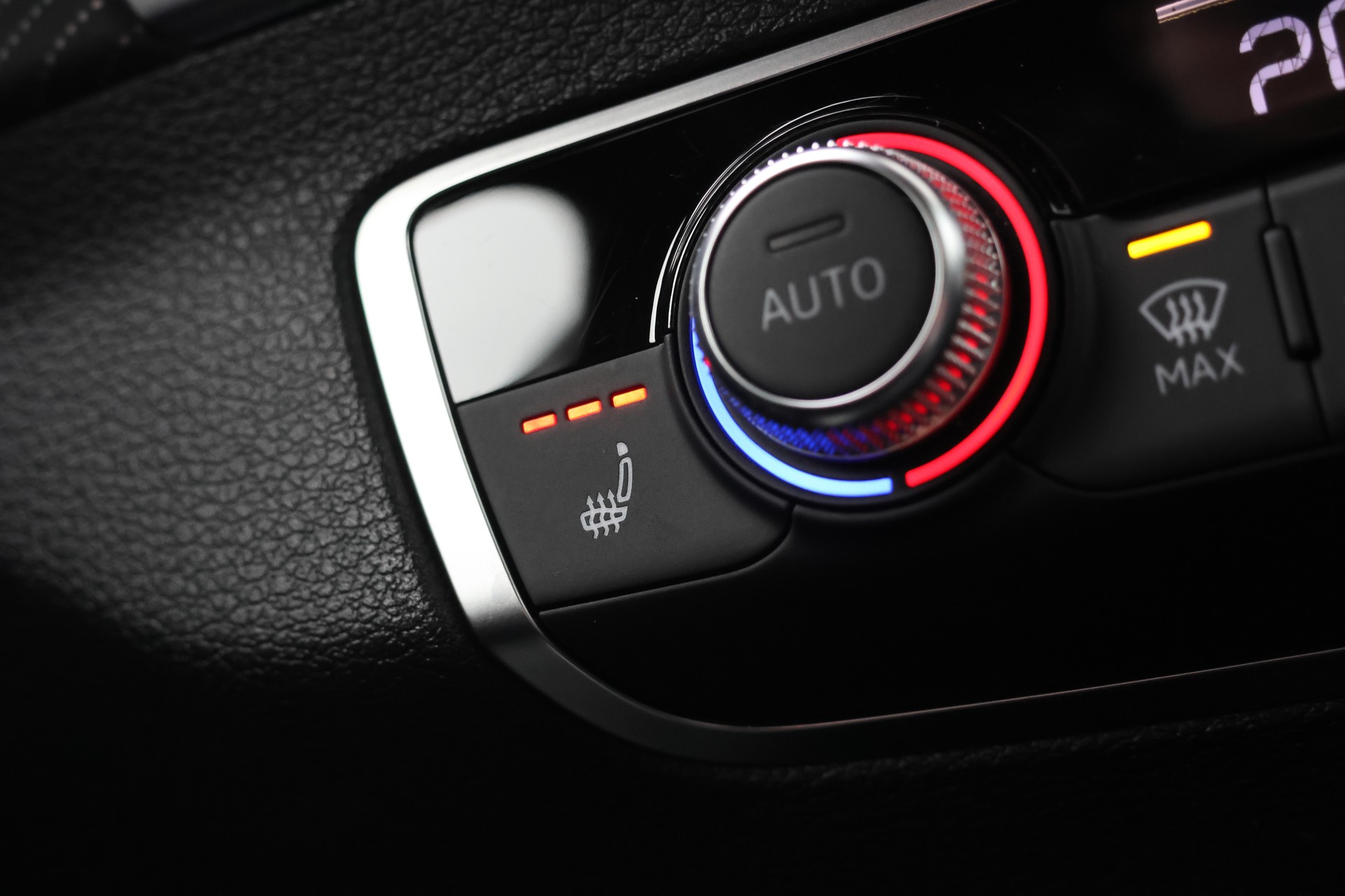 AUDI SQ2 TFSI quattro S-tronic (CH)-image-24