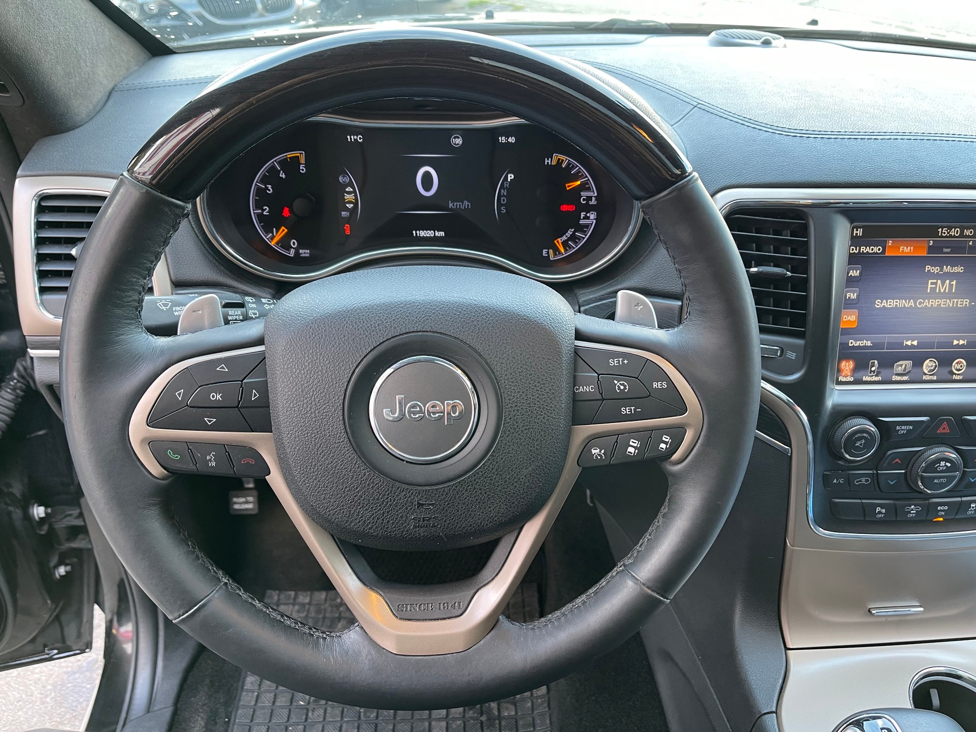 JEEP Grand Cherokee 3.0 CRD Summit Automatic-image-13