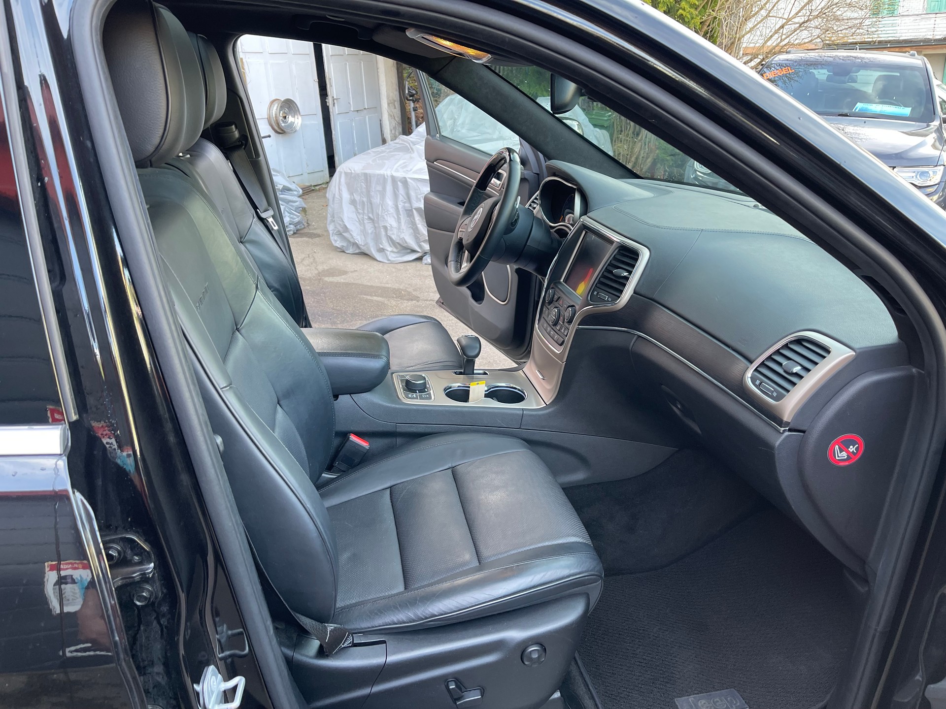 JEEP Grand Cherokee 3.0 CRD Summit Automatic-image-9