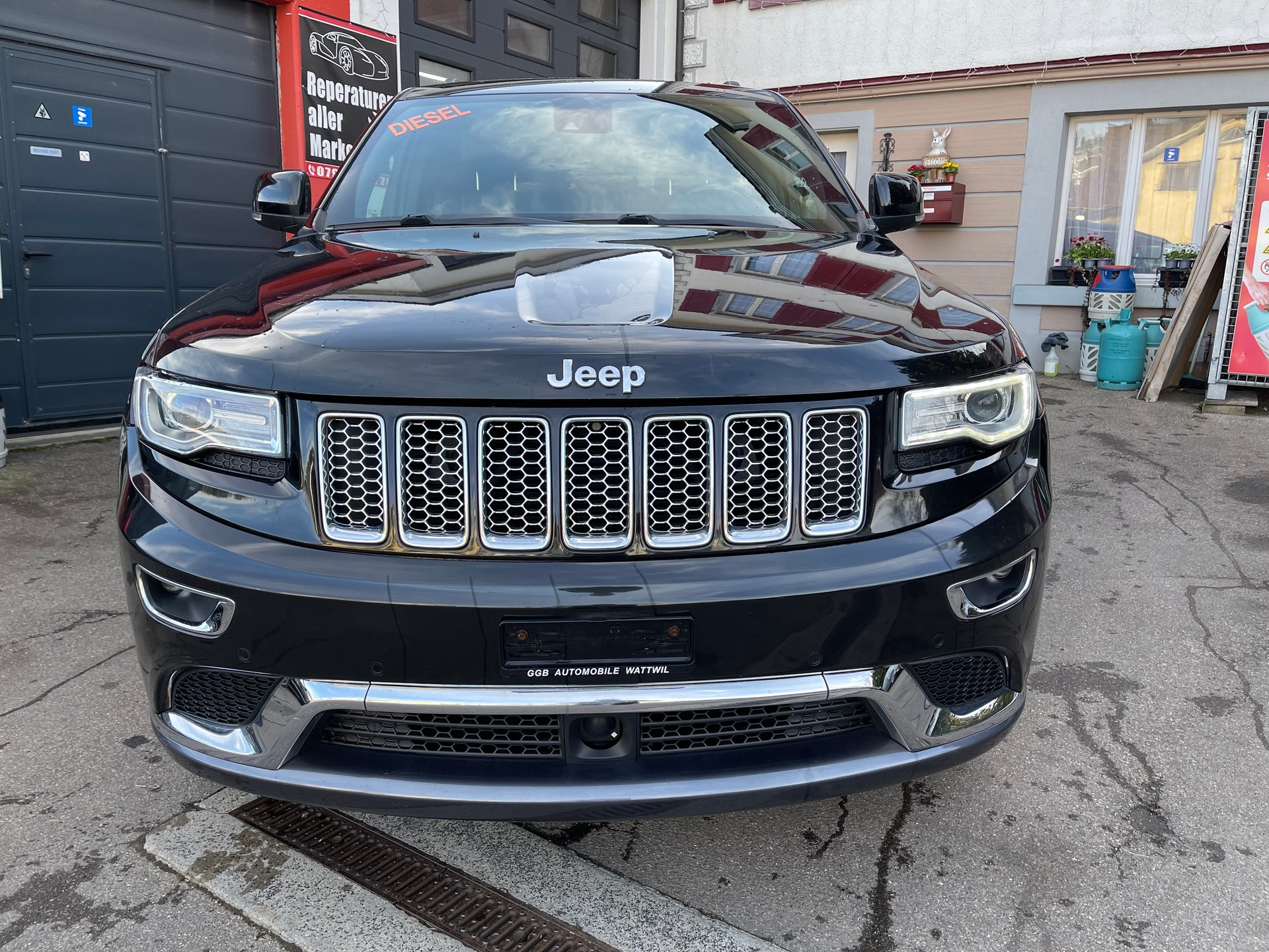 JEEP Grand Cherokee 3.0 CRD Summit Automatic-image-4