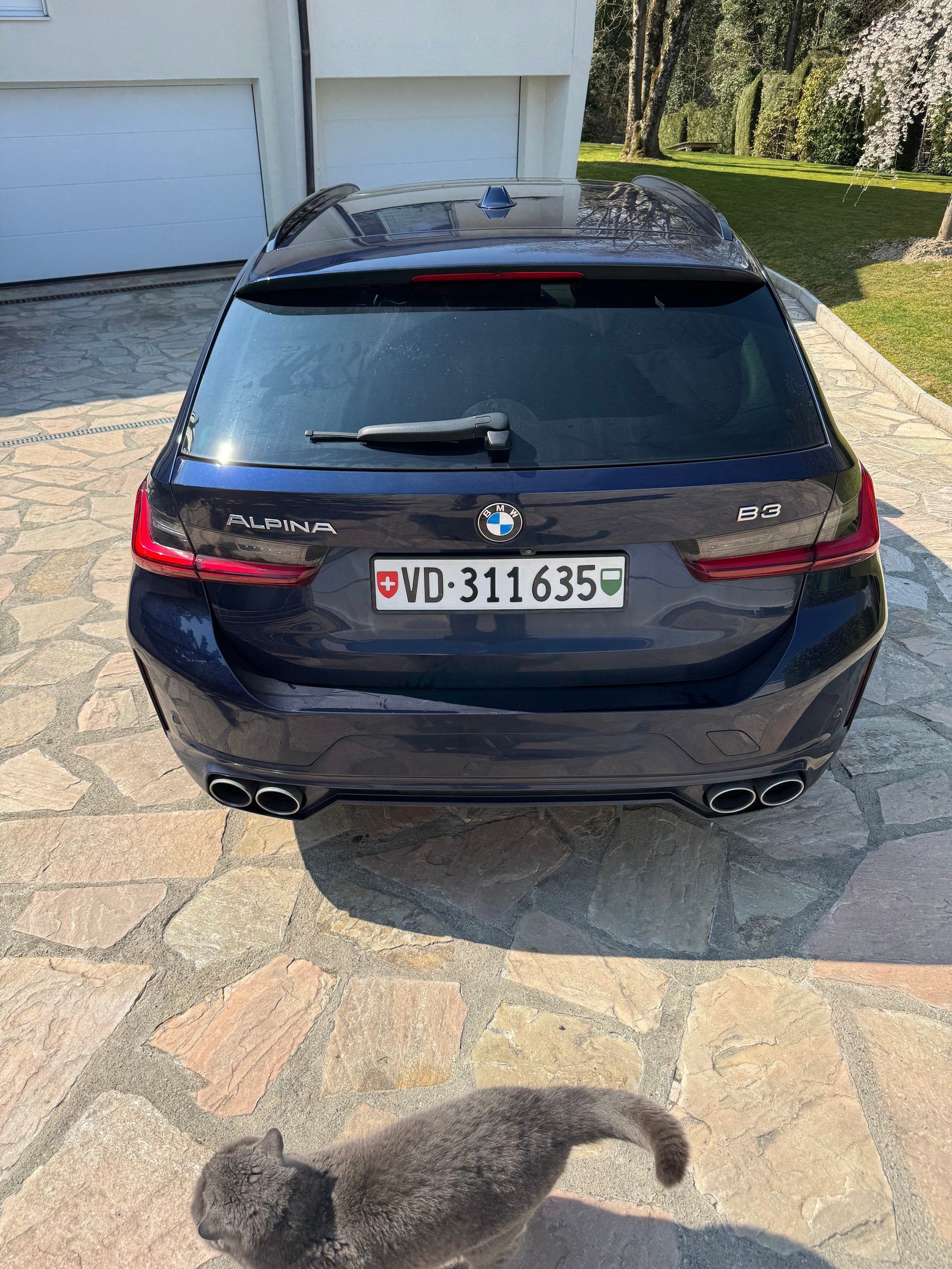 BMW-ALPINA B3 BiTurbo Touring 3.0 xDrive Switch-Tronic-image-2