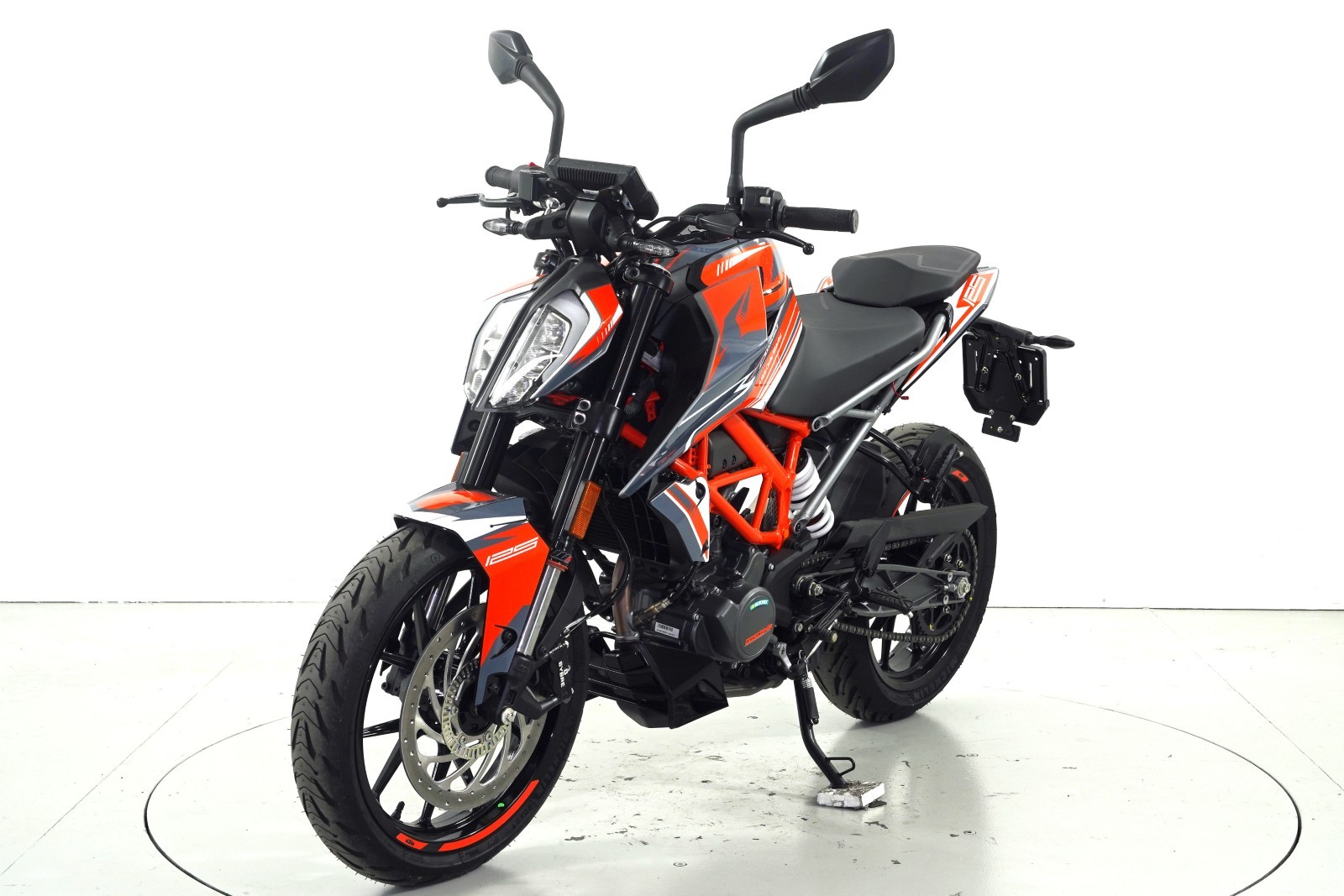 KTM Duke 125 ABS-image-2