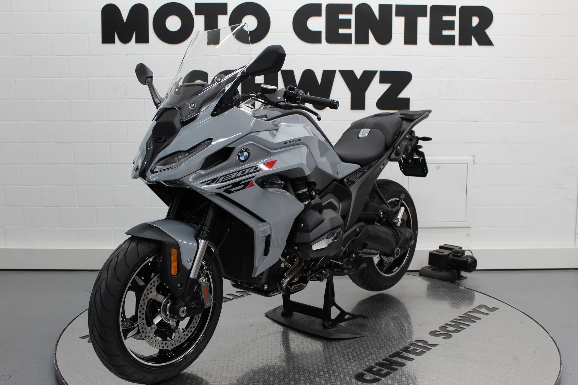 BMW R 1300 RS-image-2