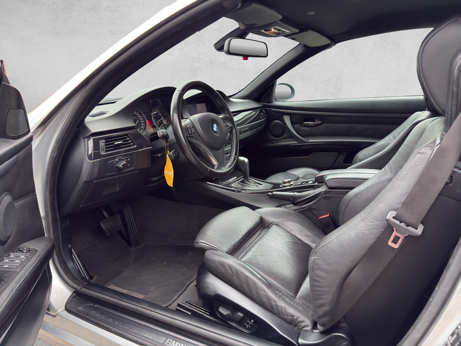 BMW 325i Cabriolet Steptronic-image-7