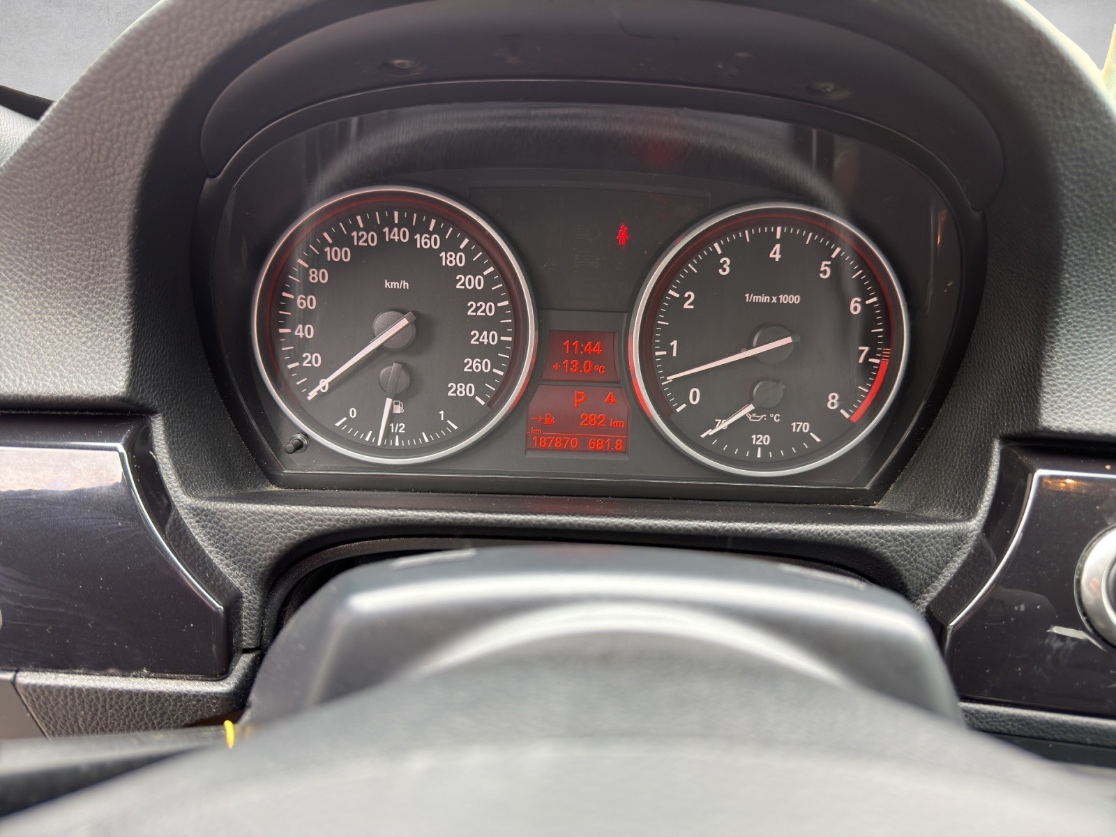 BMW 325i Cabriolet Steptronic-image-10