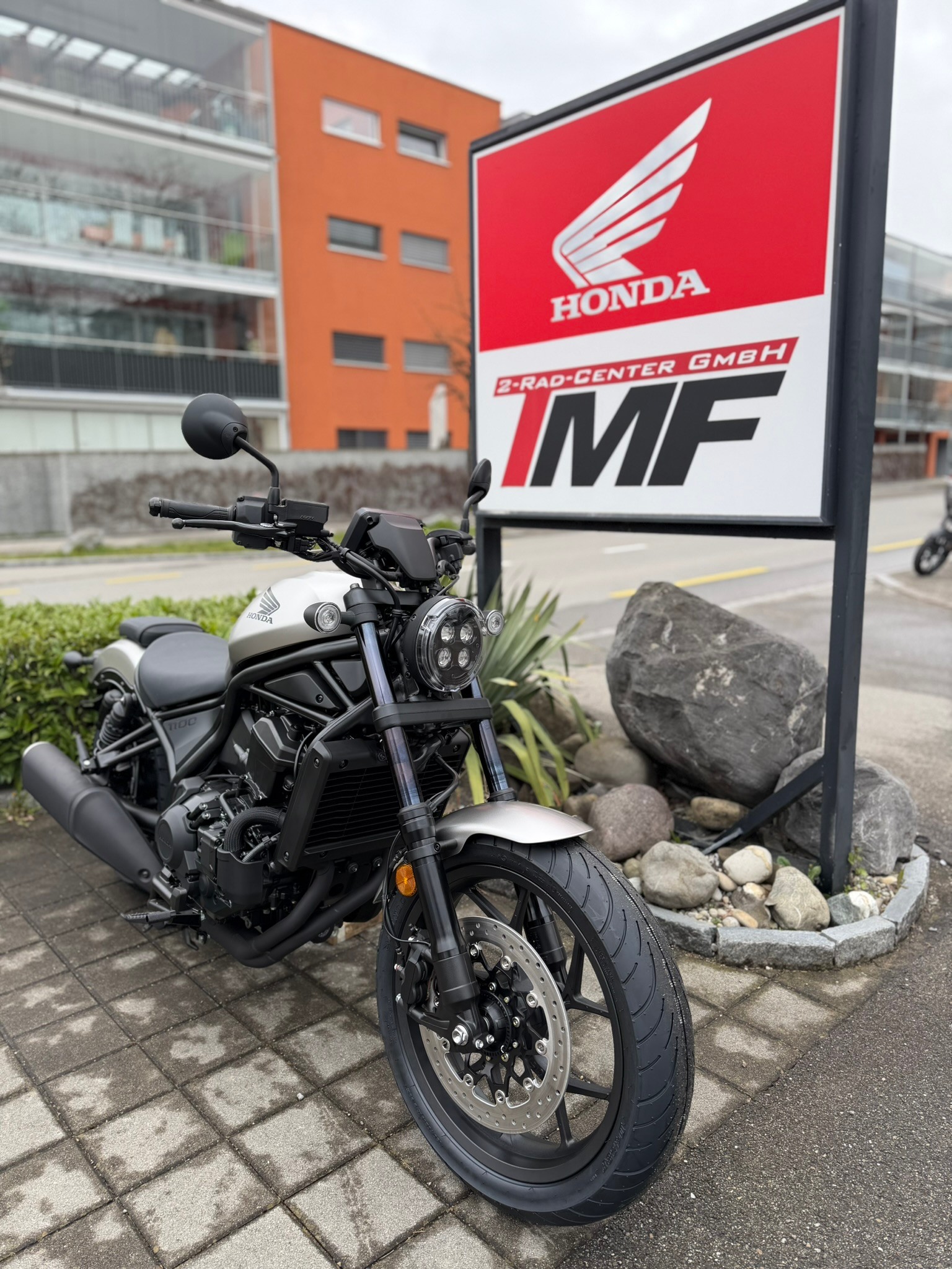 HONDA CMX 1100-image-1