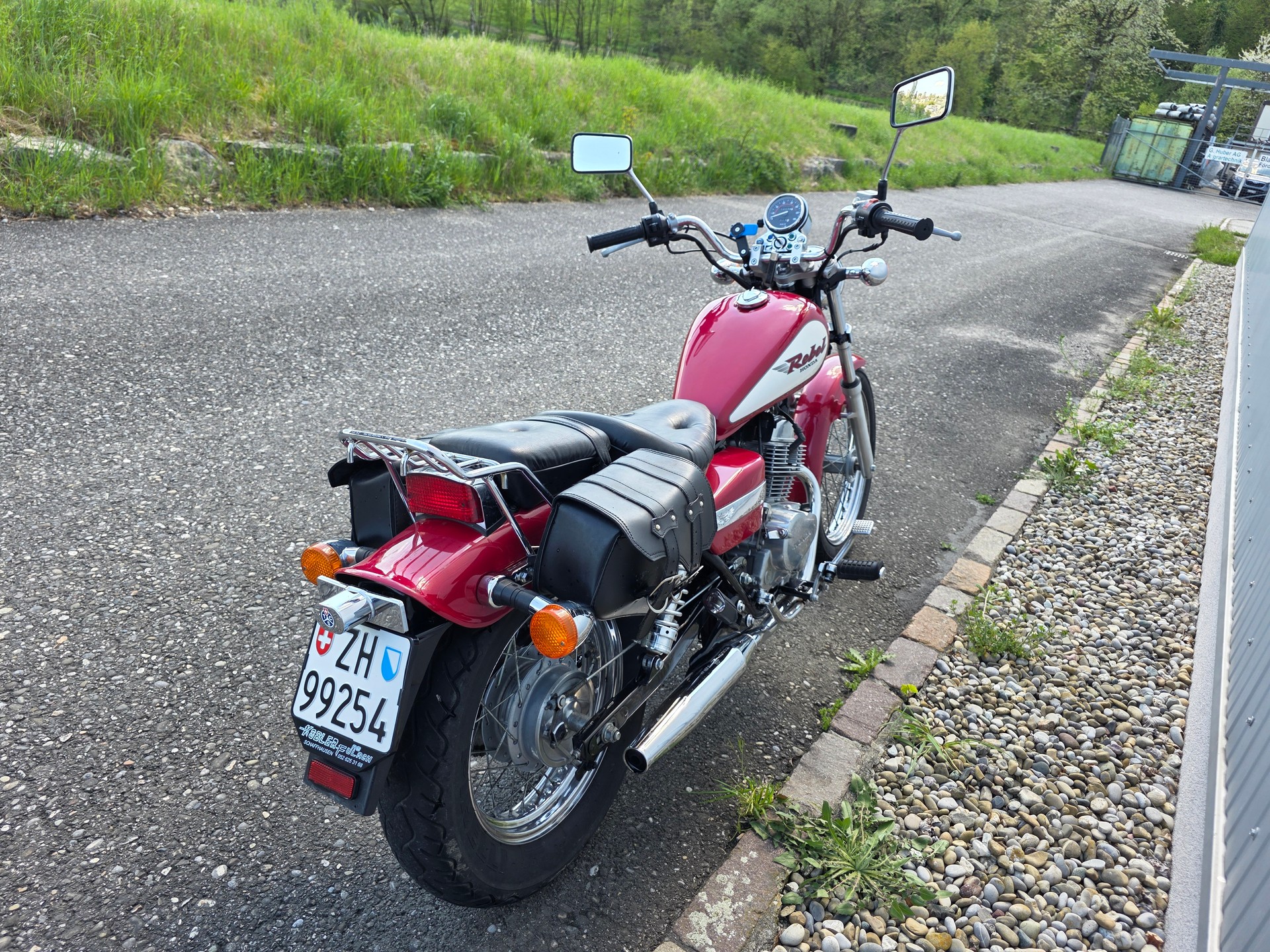 HONDA CA 125 Rebel-image-3