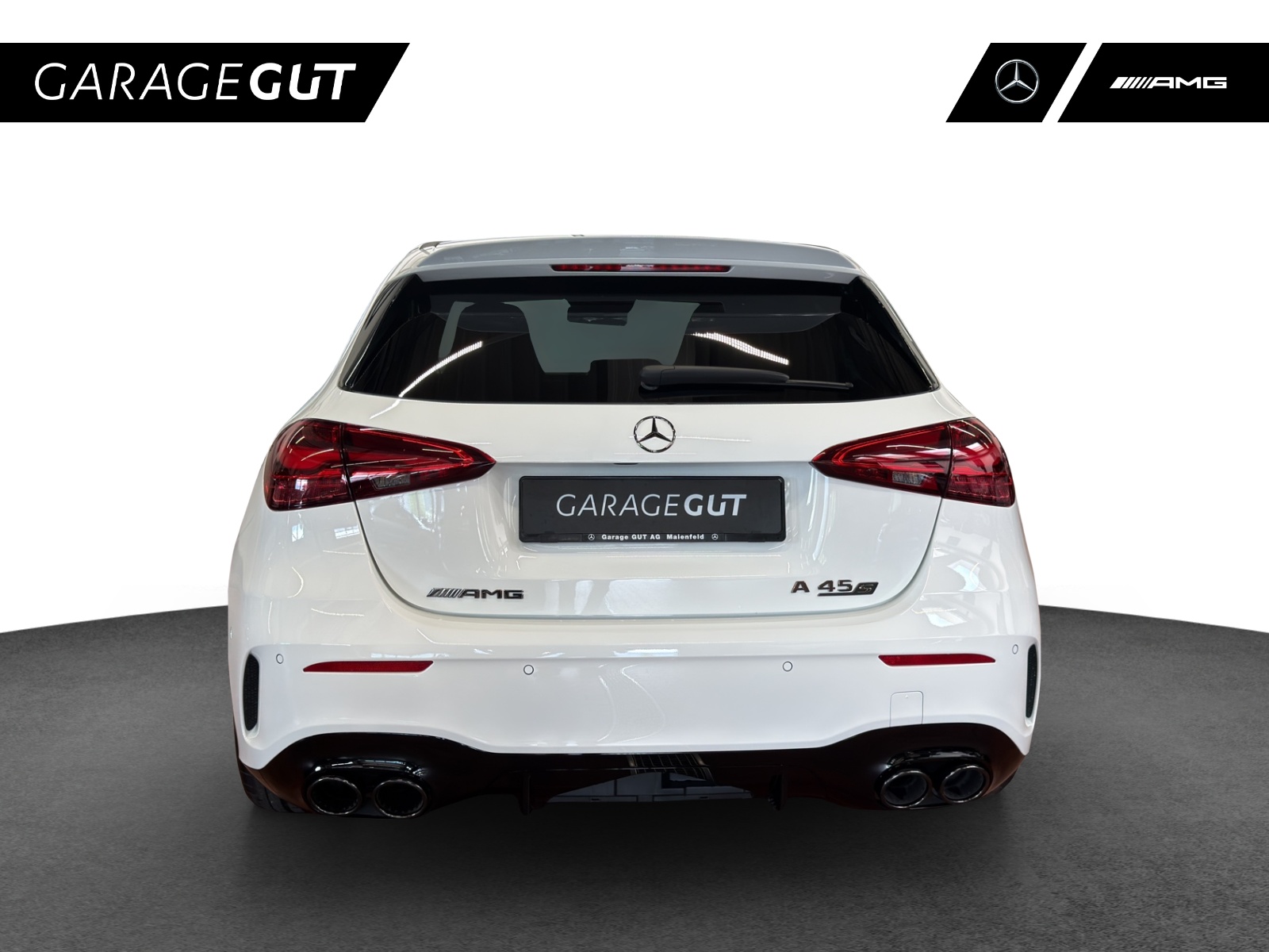MERCEDES-BENZ A AMG 45 S 4Matic 8G-DCT-showroom-element-3