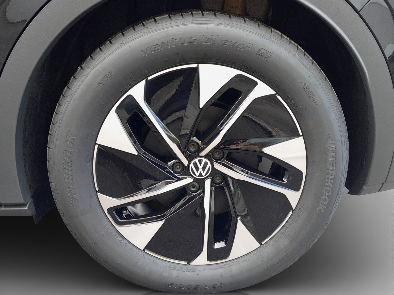 VW ID.4 Pro 77 kWh 4 Motion-image-13