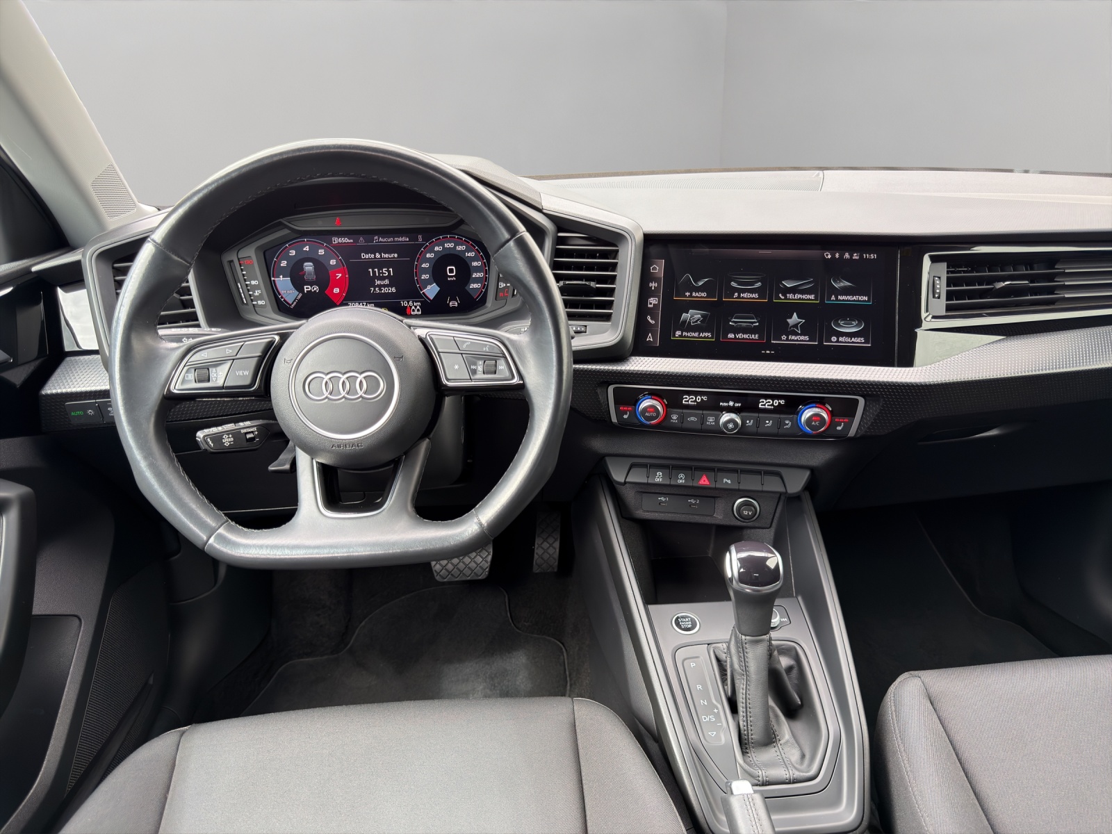 AUDI A1 Sportback 30 TFSI Attraction S-tronic-image-10