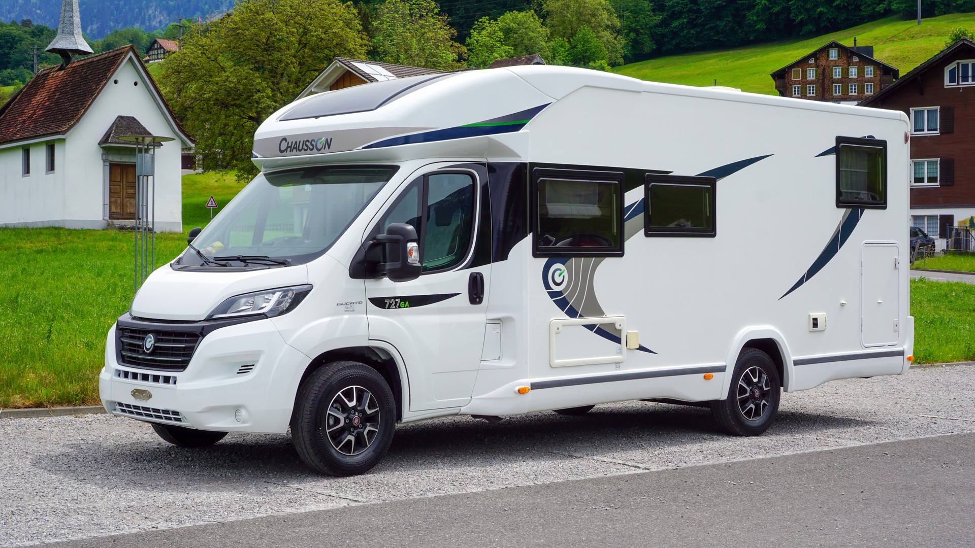 CHAUSSON 727 GA Welcome Wohnmobil-image-1